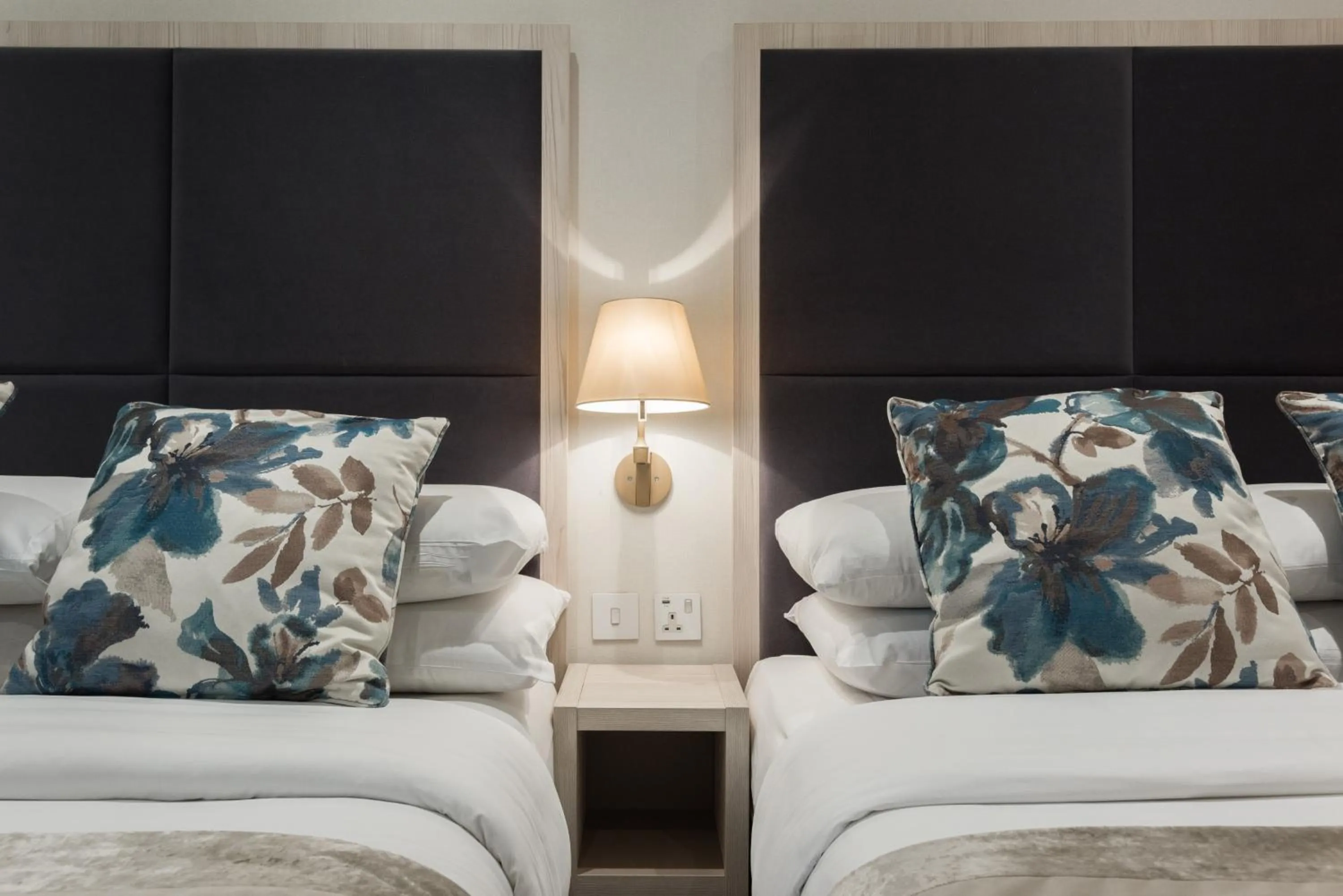 Bed in Blandford Hotel