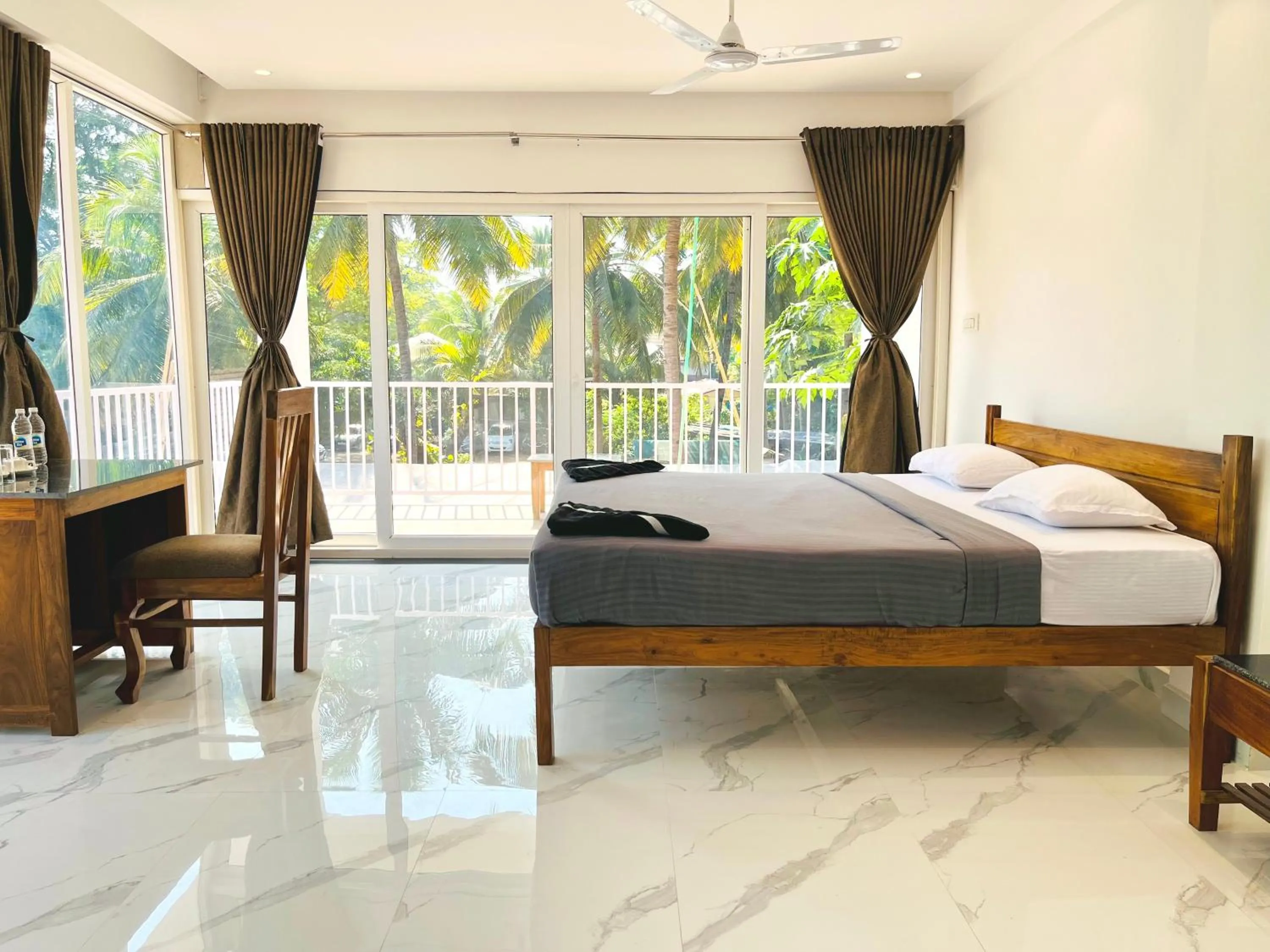 Bed in Crystall Goa Palolem