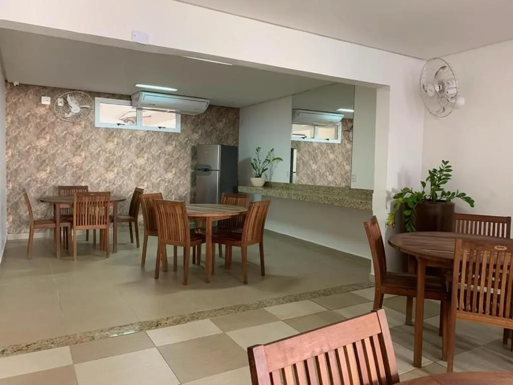 BBQ facilities in Seu Refúgio Perfeito no alto do Bueno