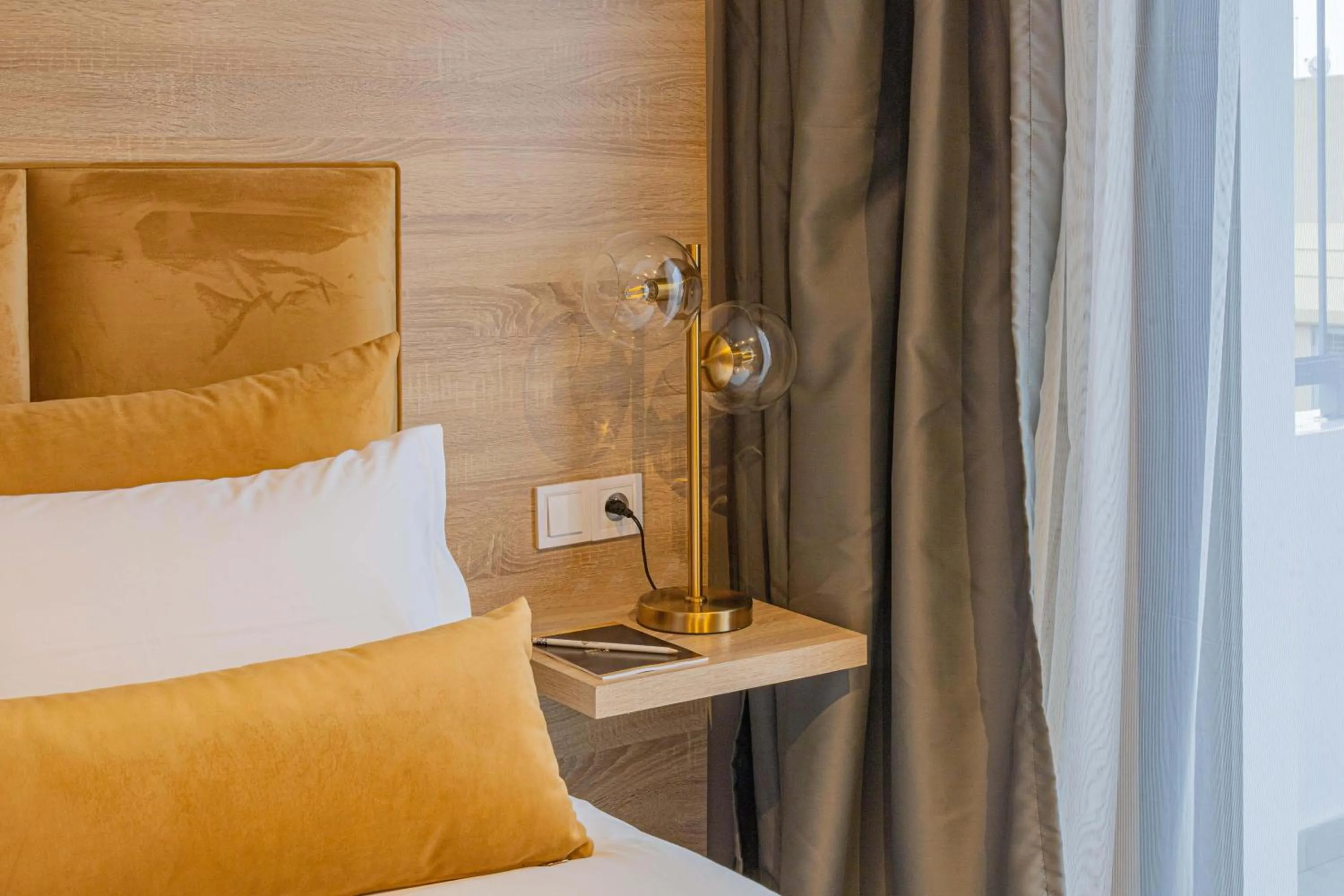 Bed in Rent-inn Boutique Hotel