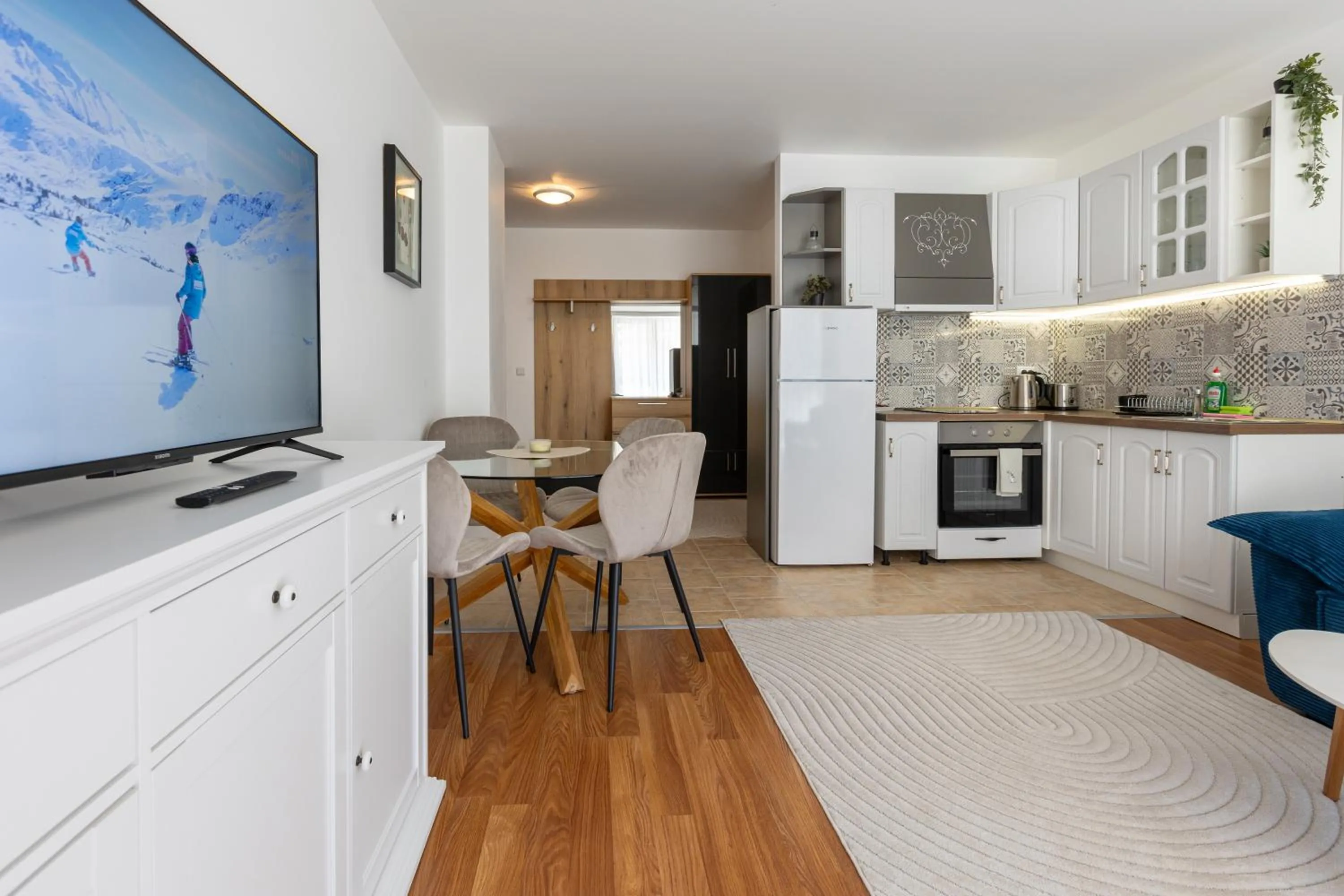 Pirin Sense Apartment Complex