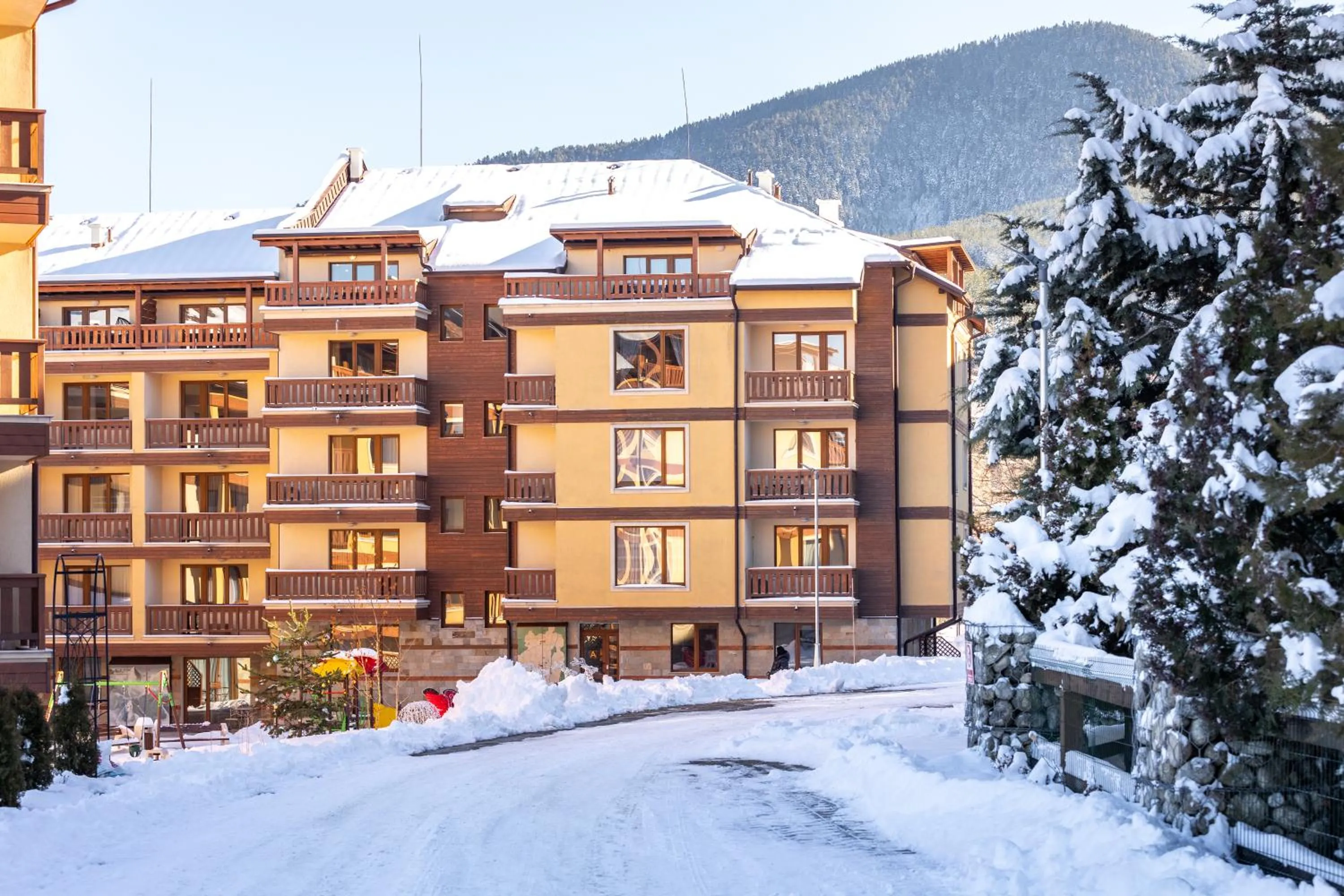 Property building in Pirin Sense Apartment Complex