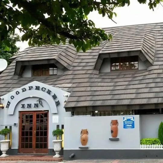 Woodpecker Inn