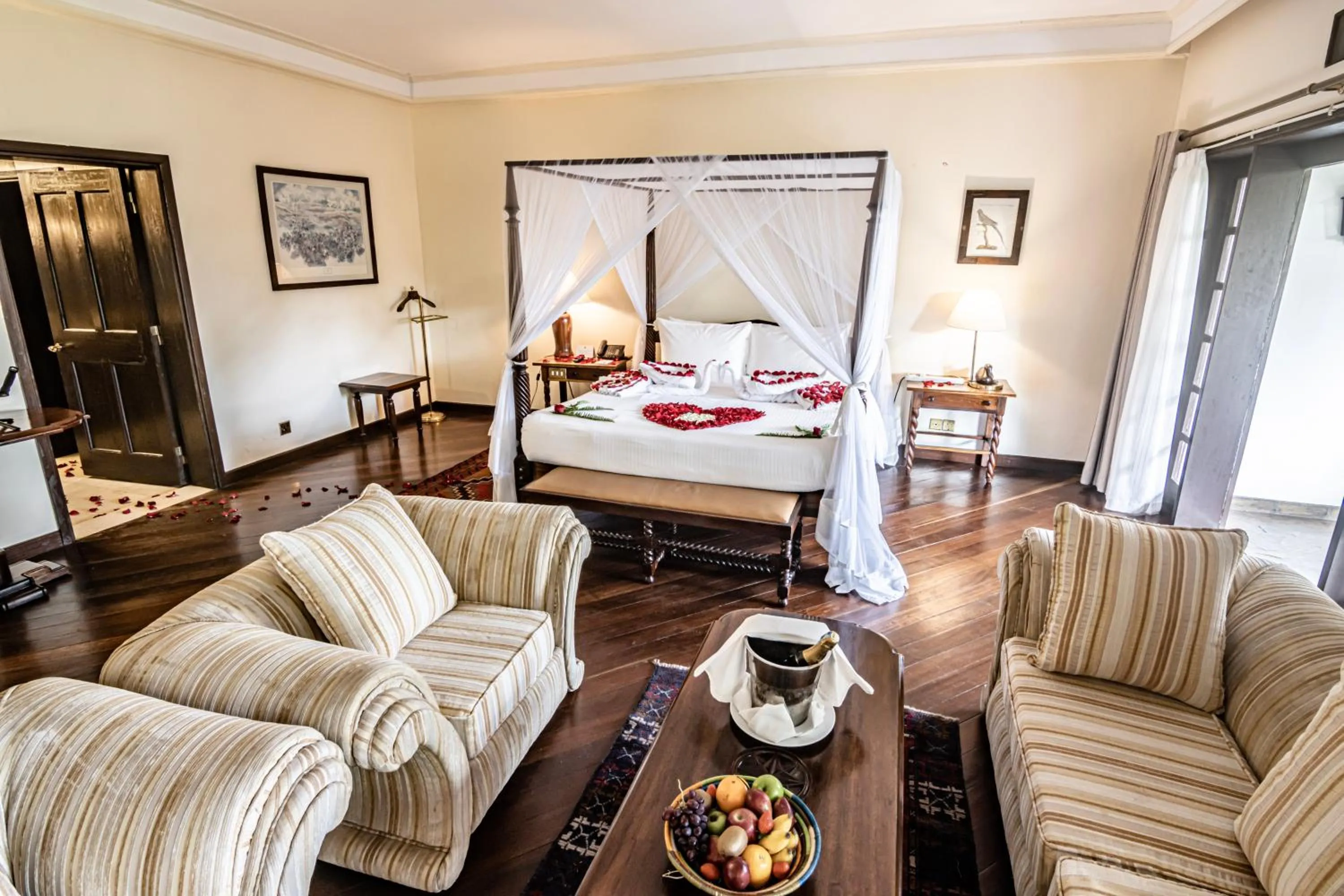 Bed in Safari Park Hotel