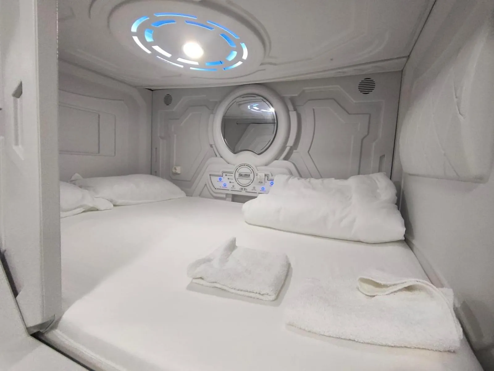 Bed in just hostel capsules