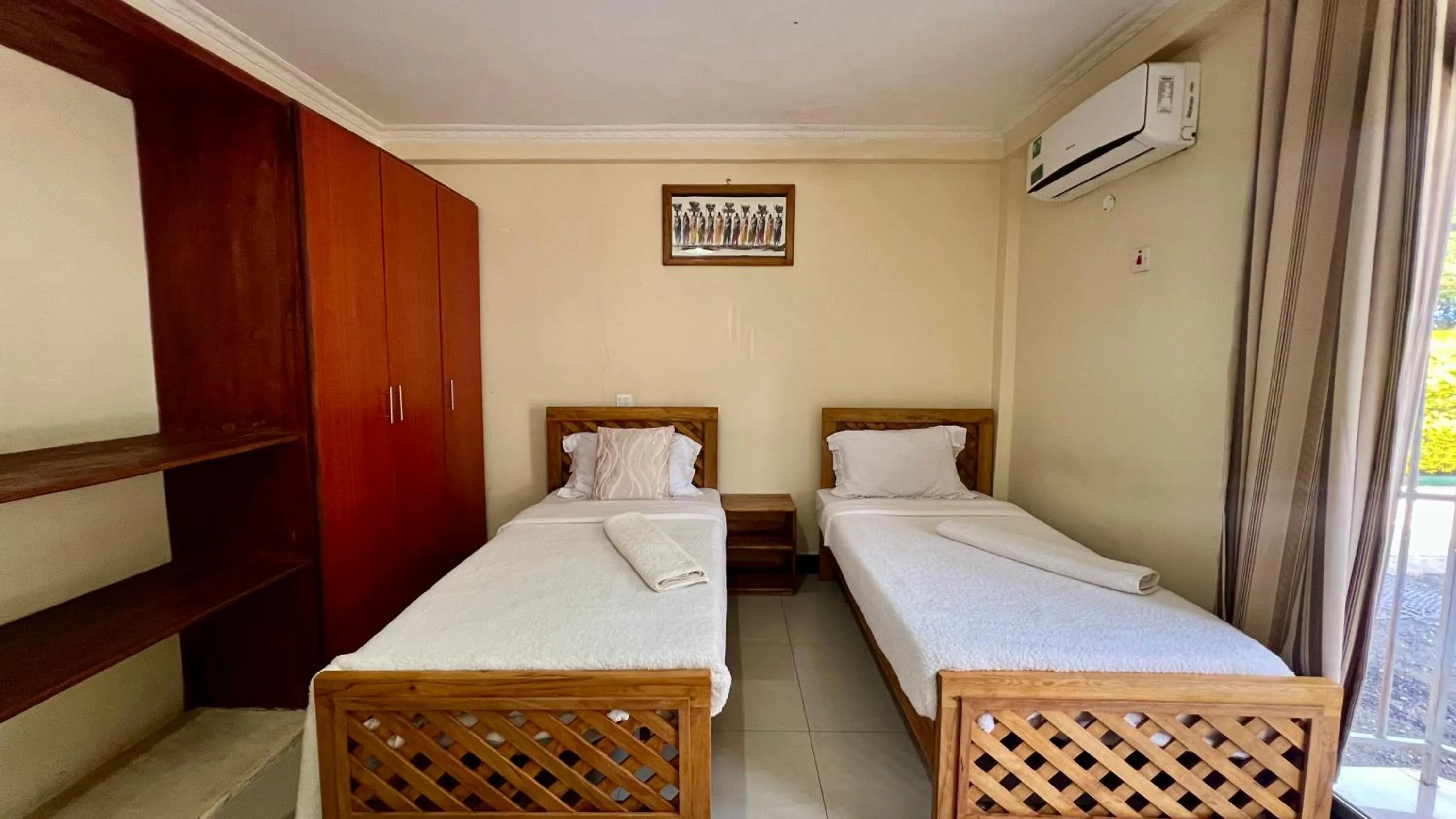 Bed in Runako Hostel