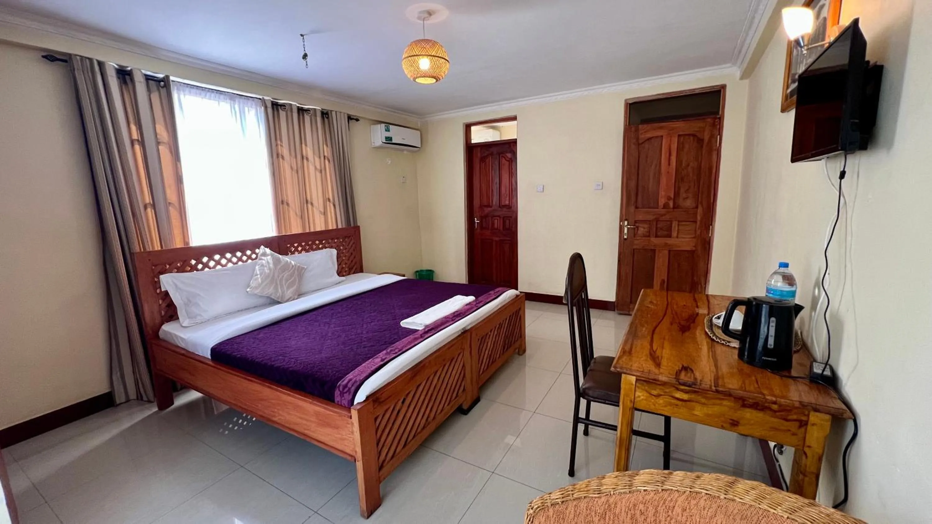 Bed in Runako Hostel