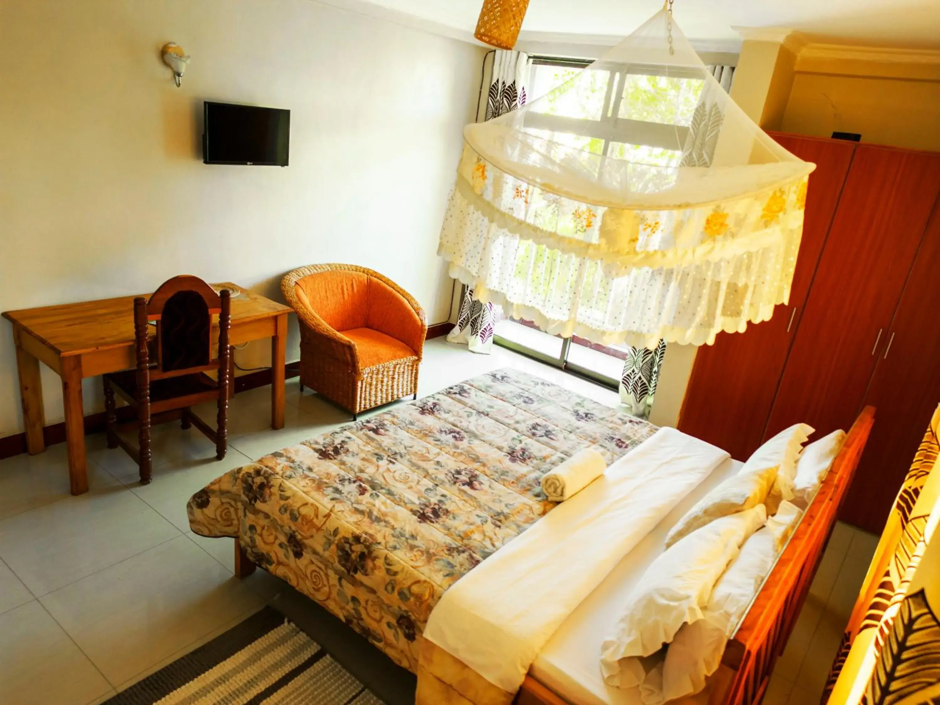 Deluxe Single Room in Runako Lodge Deluxe Single Room in Runako Lodge