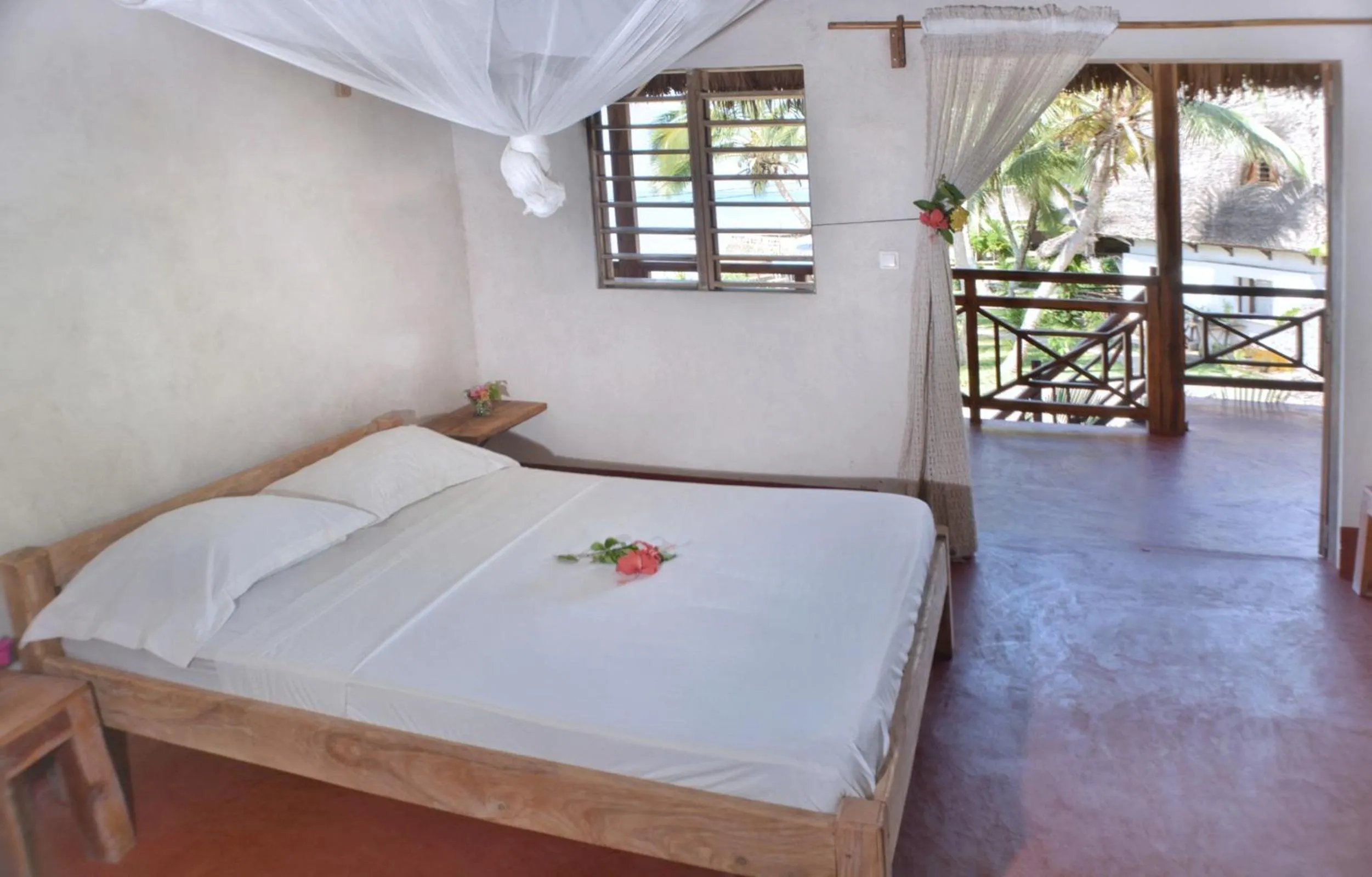 Photo of the whole room, Bed in Ylang hôtel