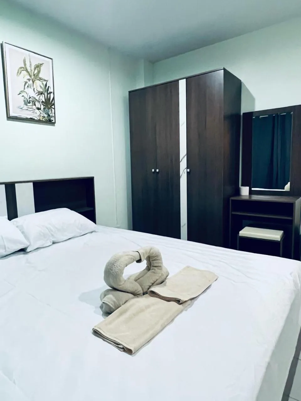 Bed in BLUE PEARL SHORE