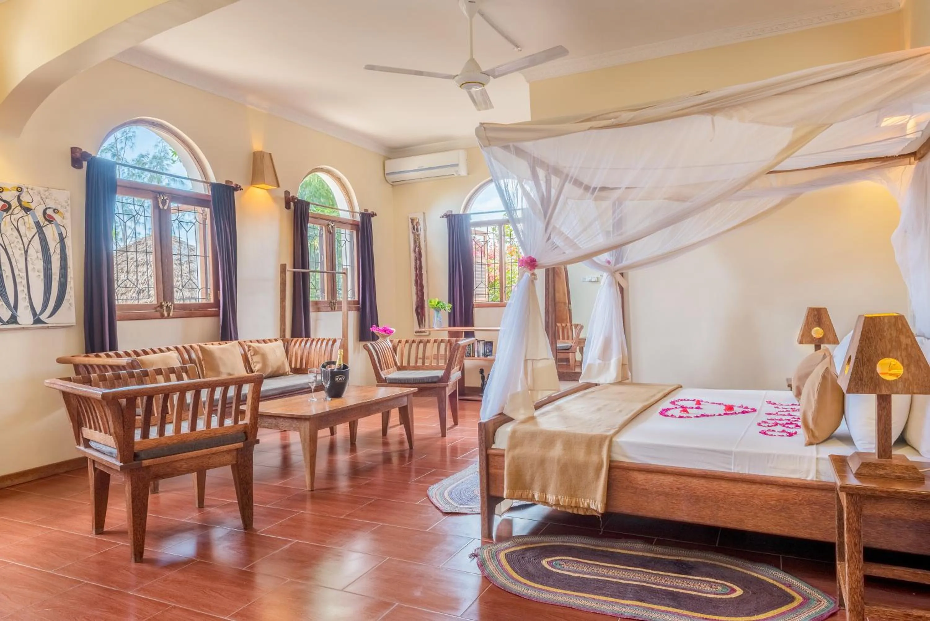 Photo of the whole room in Zan View Hotel