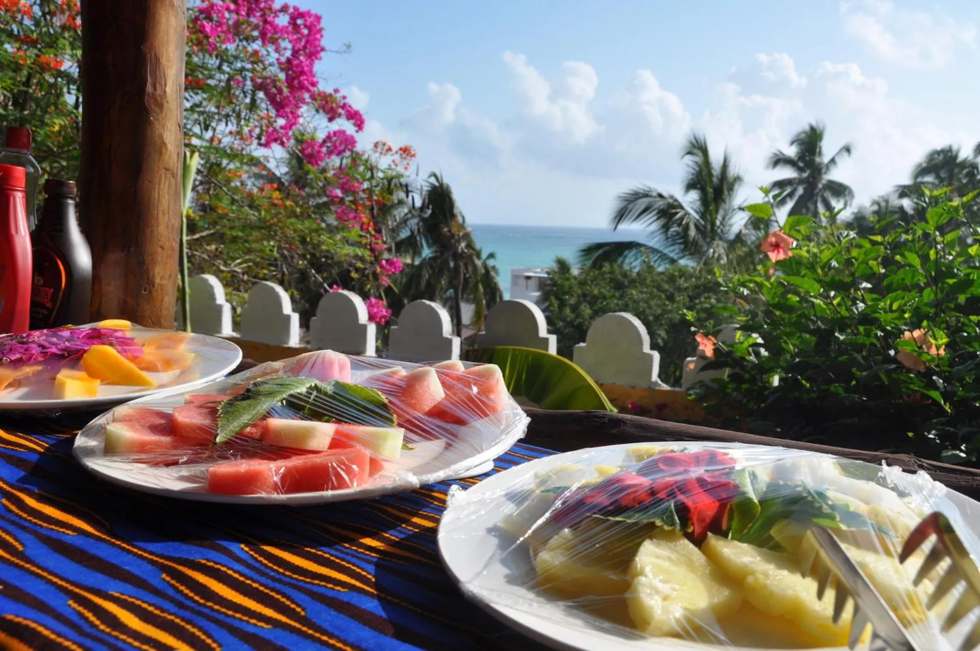 Restaurant/places to eat in Zan View Hotel