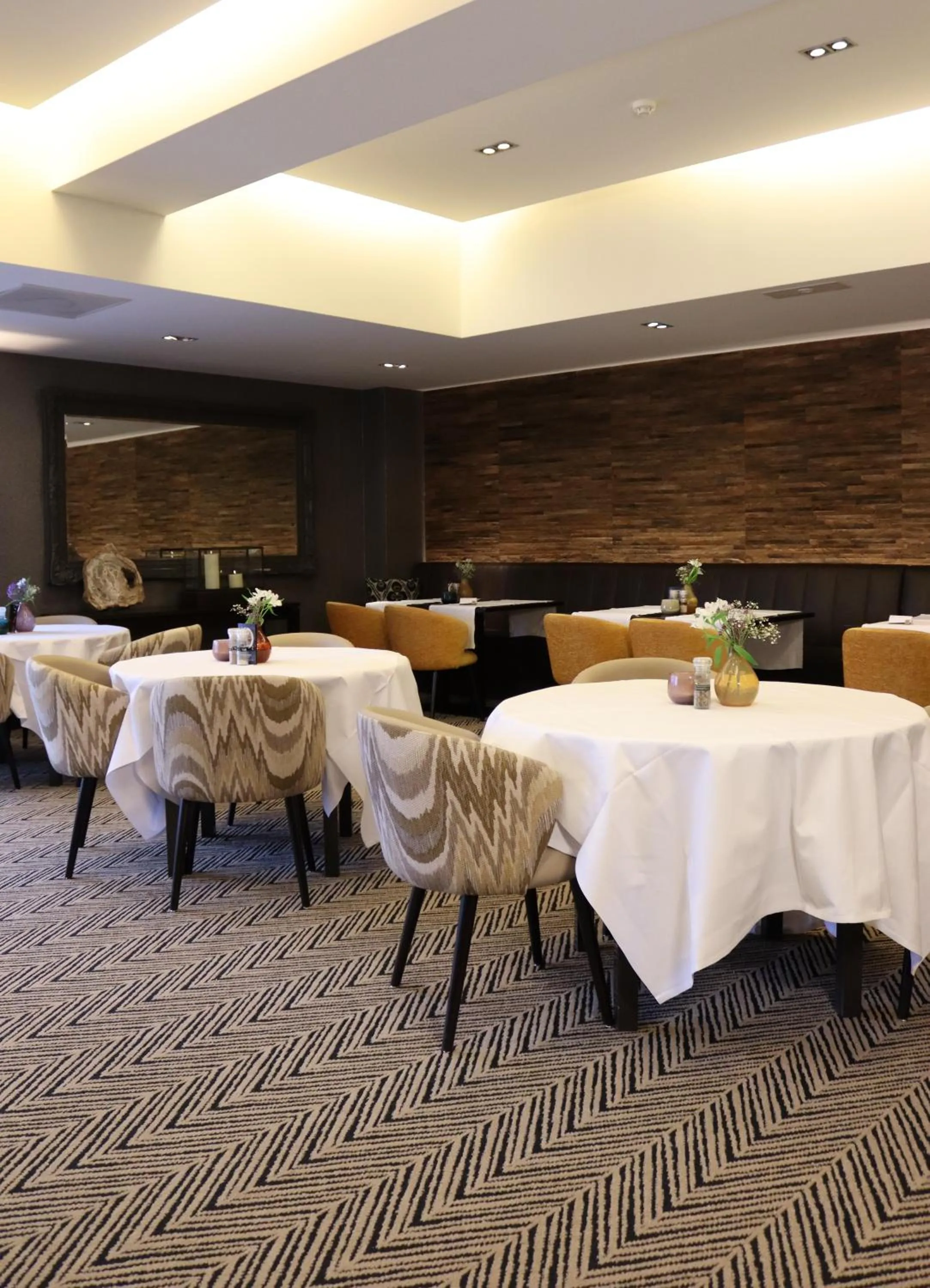 Restaurant/places to eat in Van der Valk Hotel Hengelo