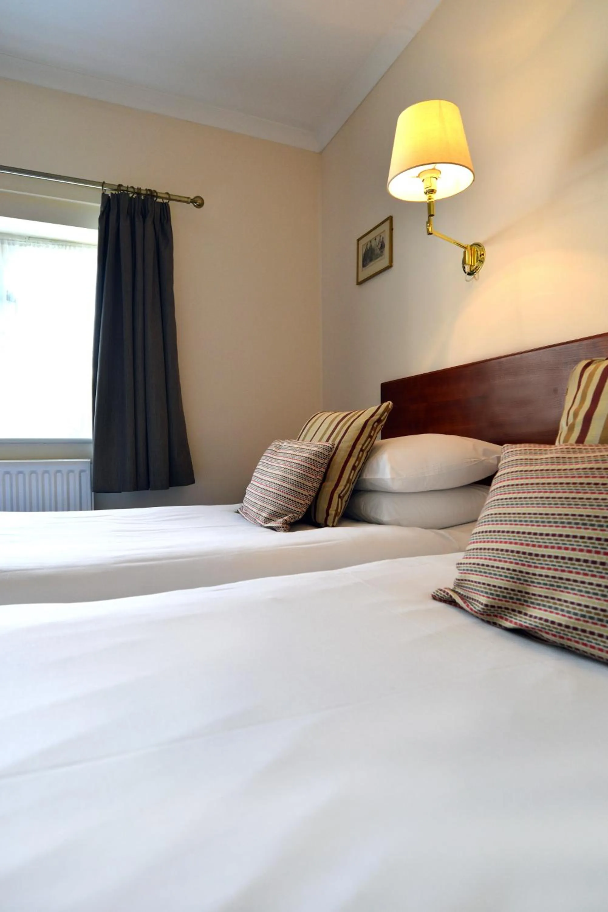 Bedroom, Bed in The Brickwall Hotel