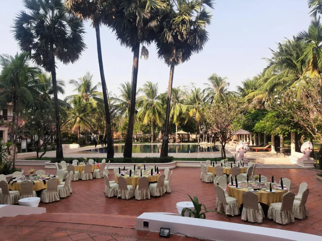 Restaurant/places to eat in Ree Mohasambath Hotel & Resort