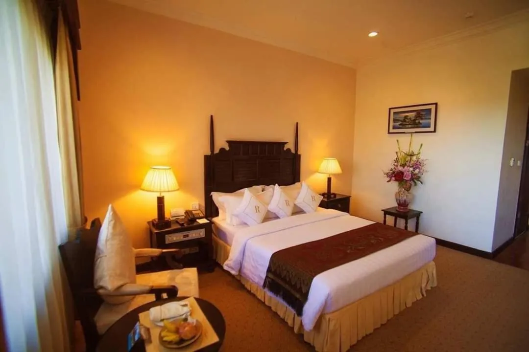 Bed in Ree Mohasambath Hotel & Resort