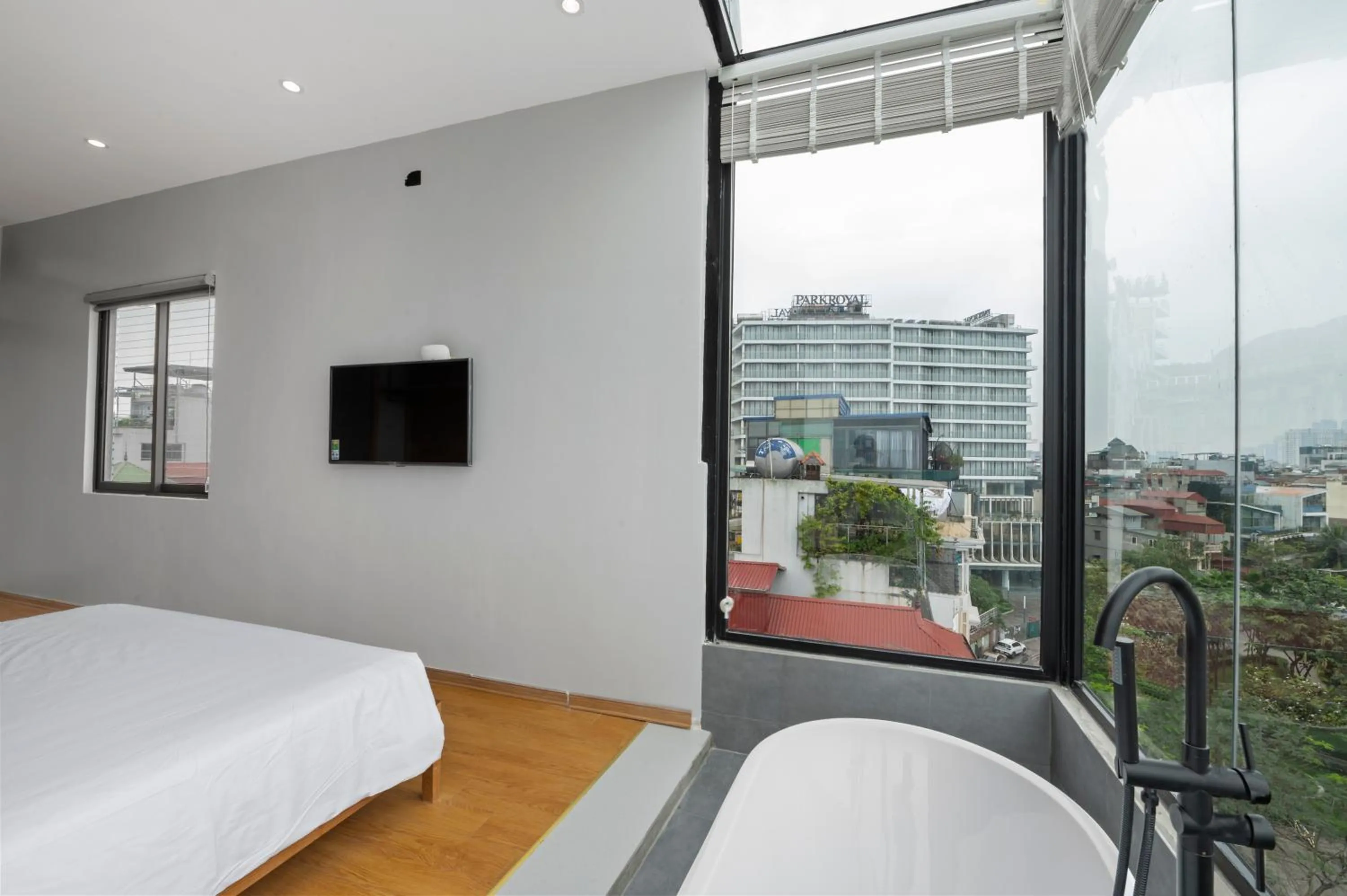 Bed in Lakeview Residence Hotel