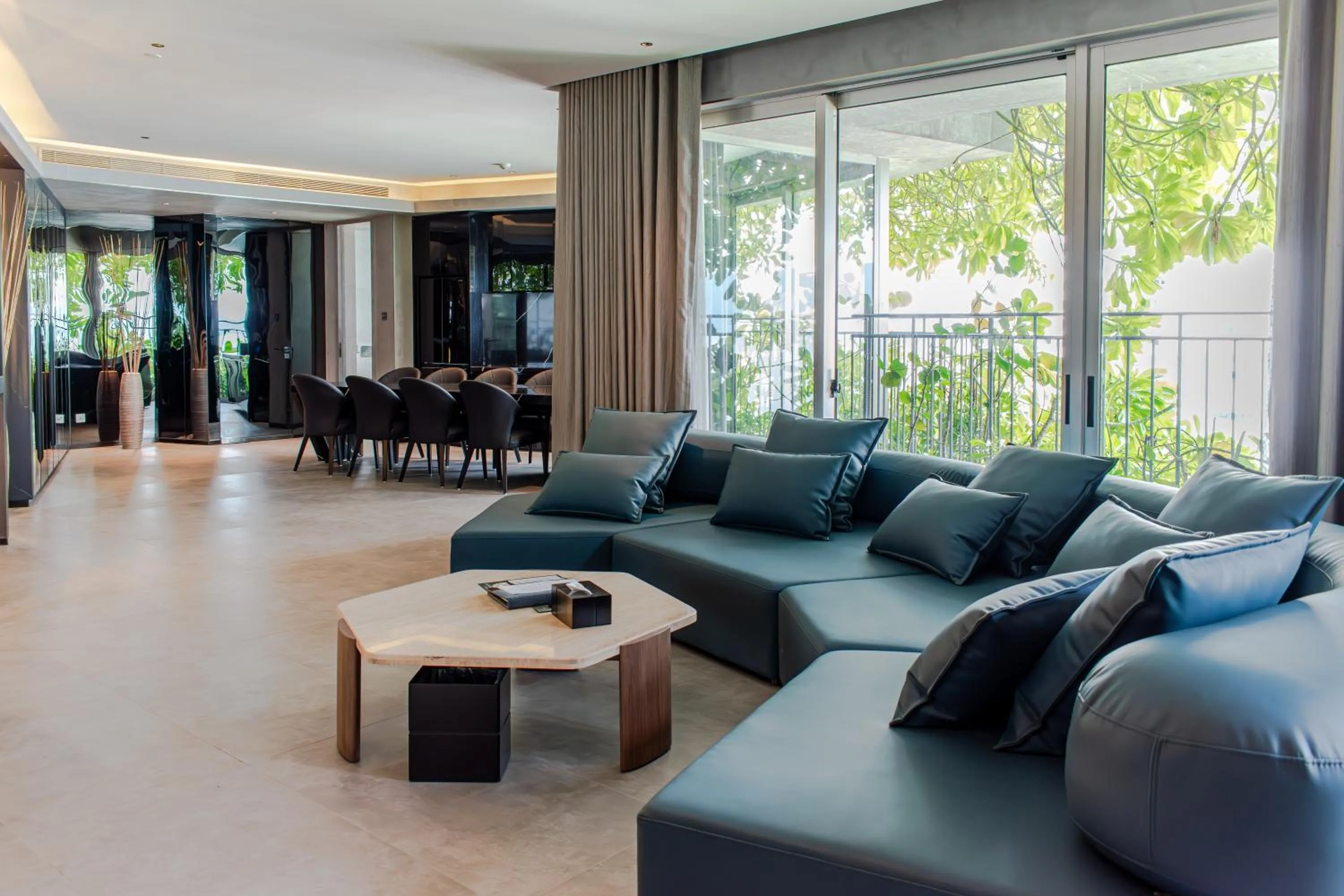 Living room in M Hotel Danang