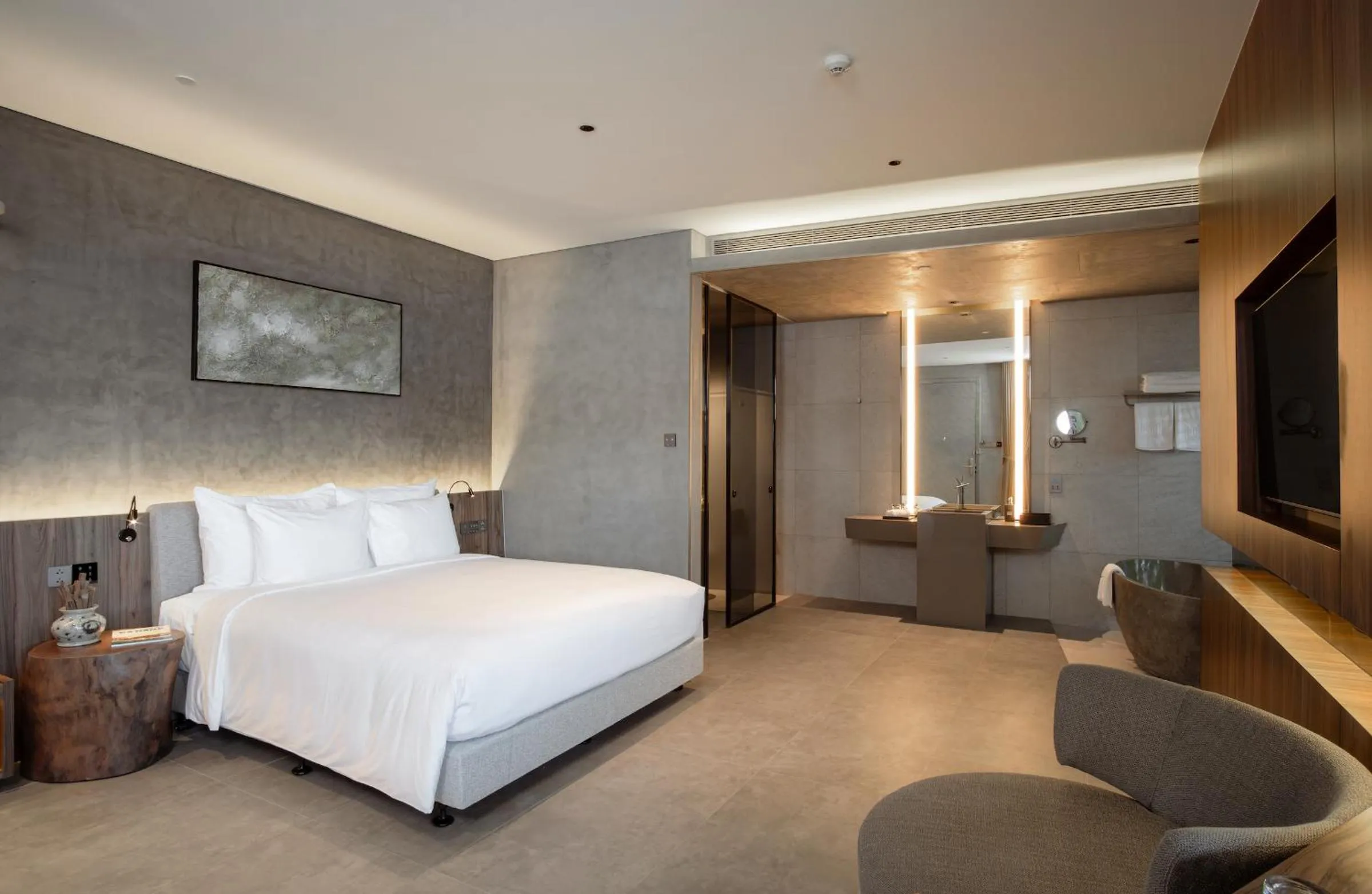 Photo of the whole room, Bed in M Hotel Danang