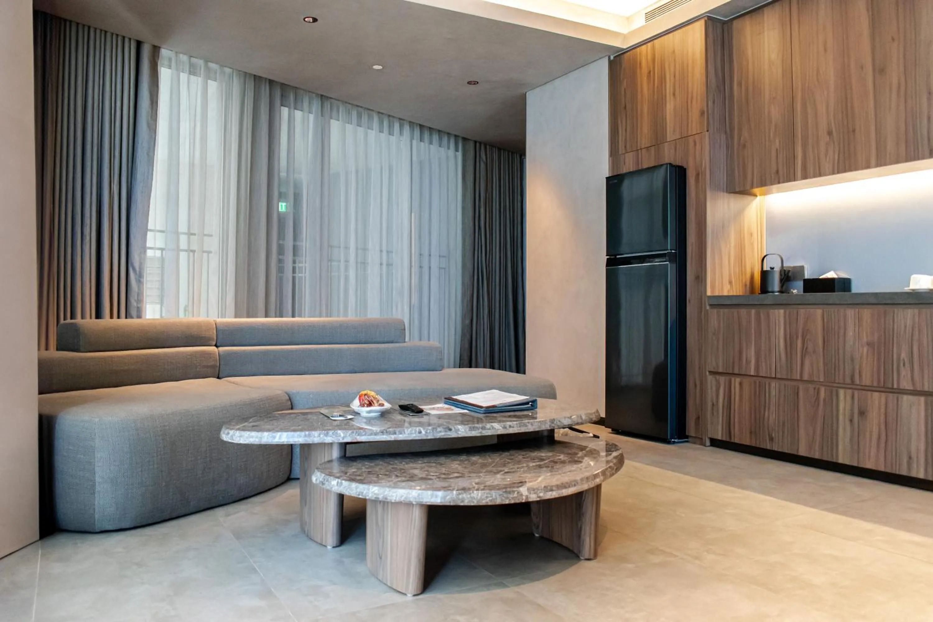 Living room in M Hotel Danang