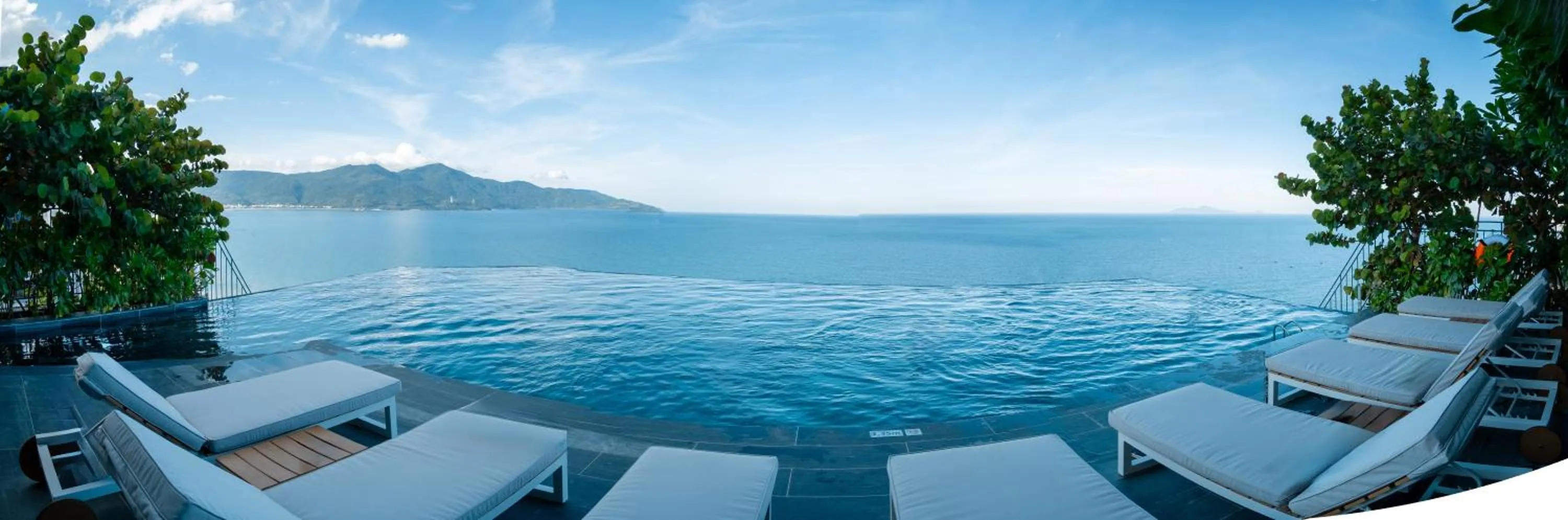 Swimming pool in M Hotel Danang