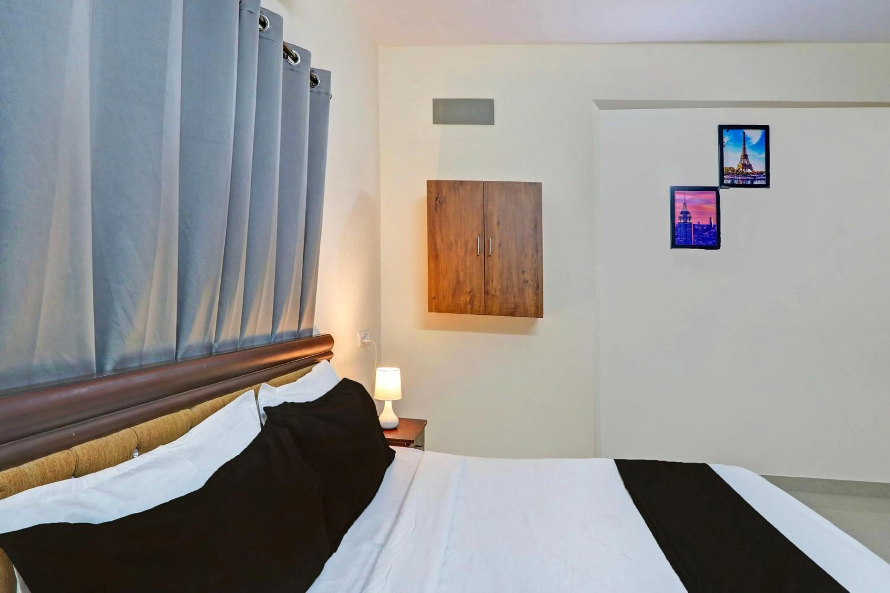 Bedroom, Bed in Super Collection O Sri Nirvana Edge