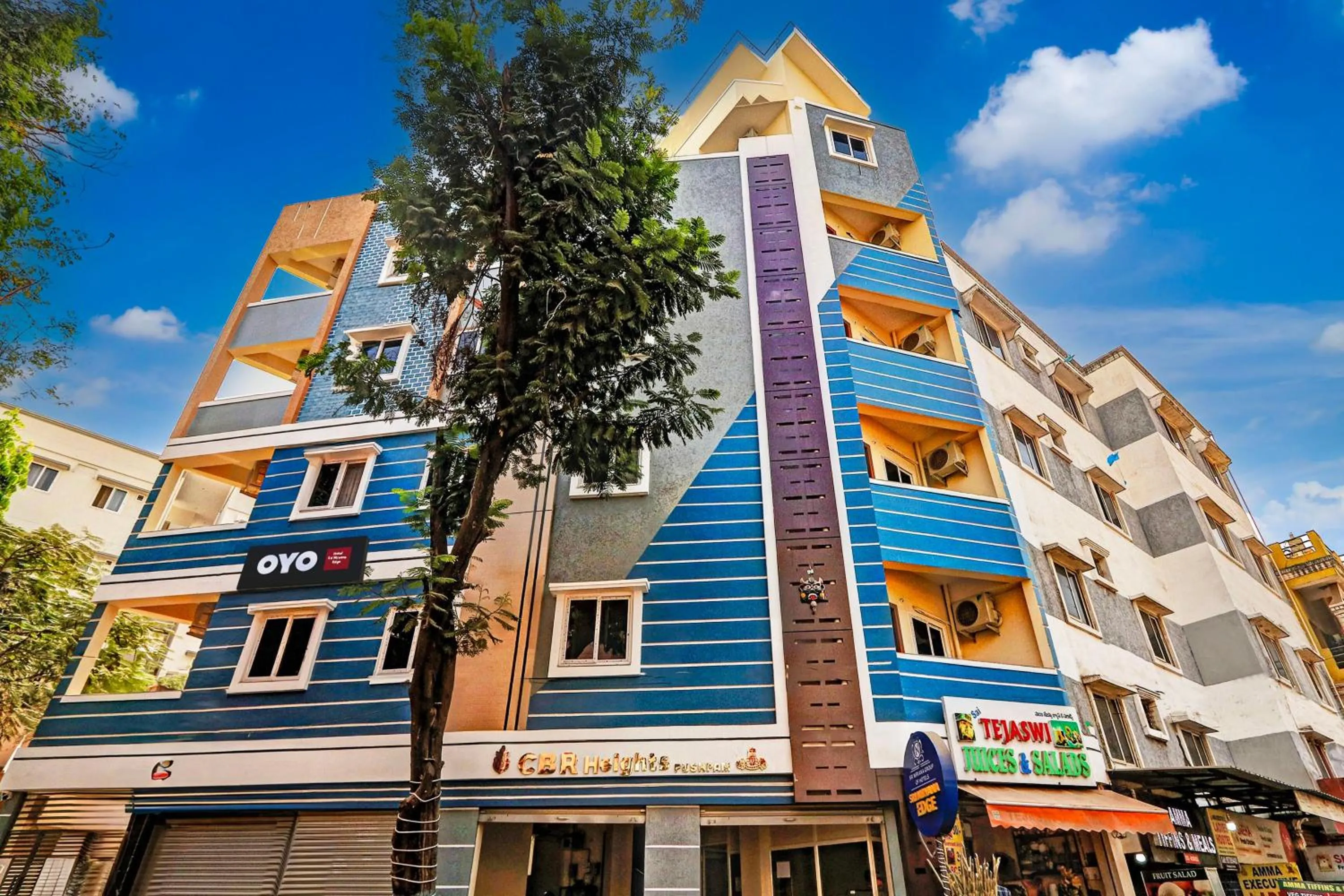 Facade/entrance in Collection O Sri Nirvana Edge