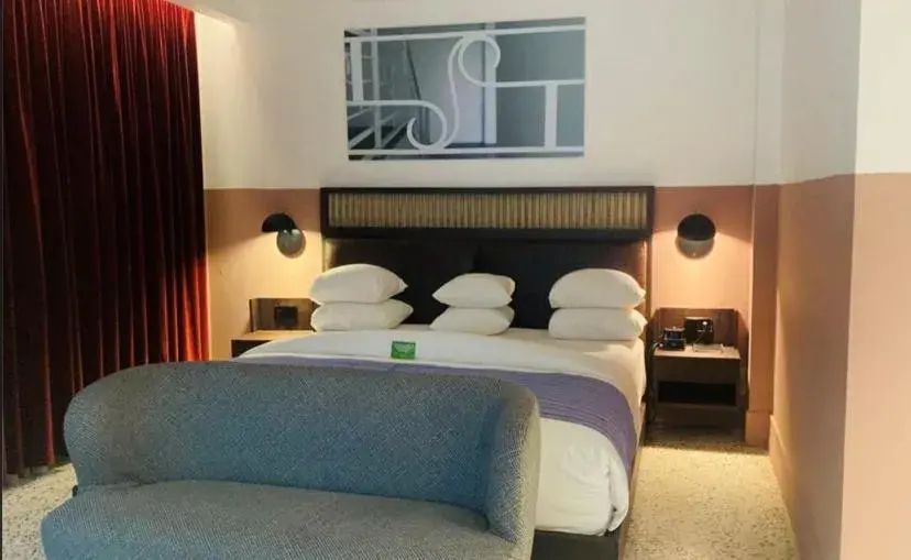 Superior Room in Hotel Lepic Superior Room in Hotel Lepic