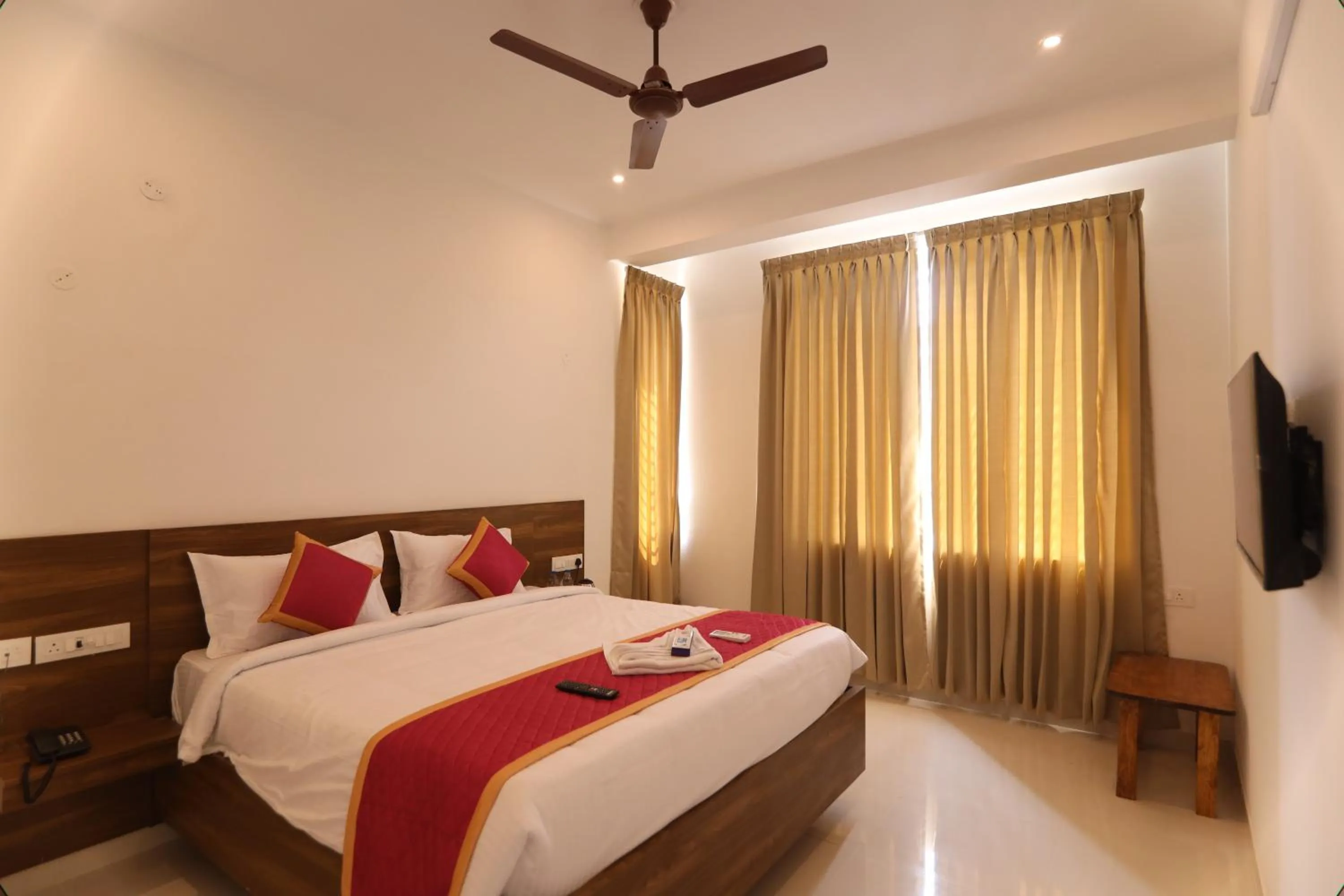 TV and multimedia, Bed in J Park Auroville Beach