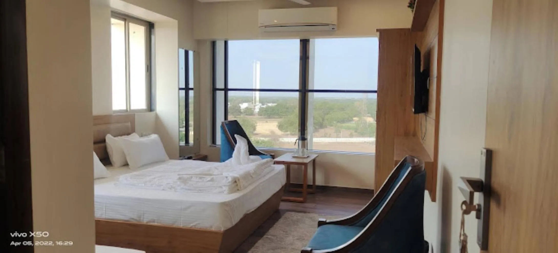 Bed in Hotel Shree Regency Ahmedabad