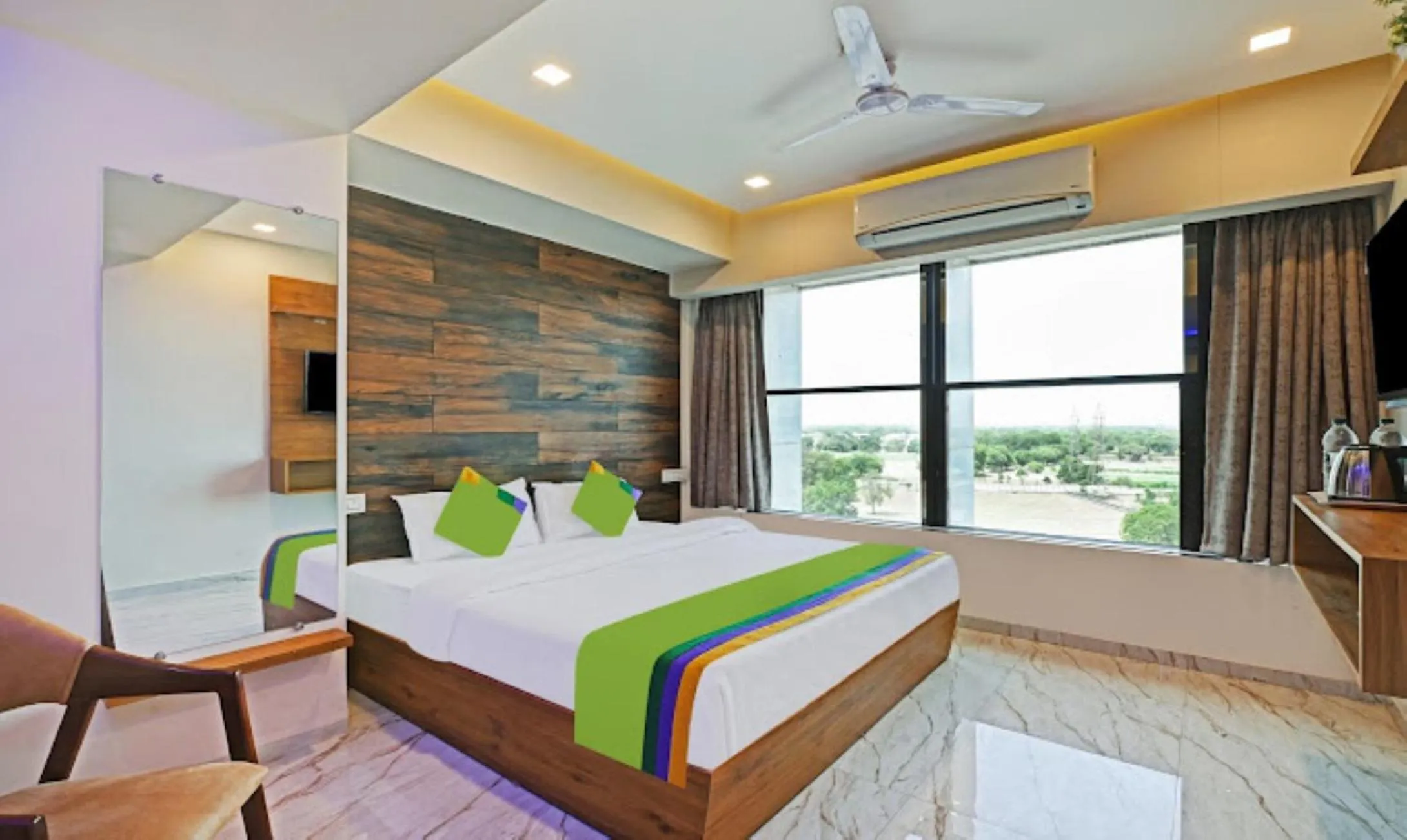 Bed in Hotel Shree Regency Ahmedabad