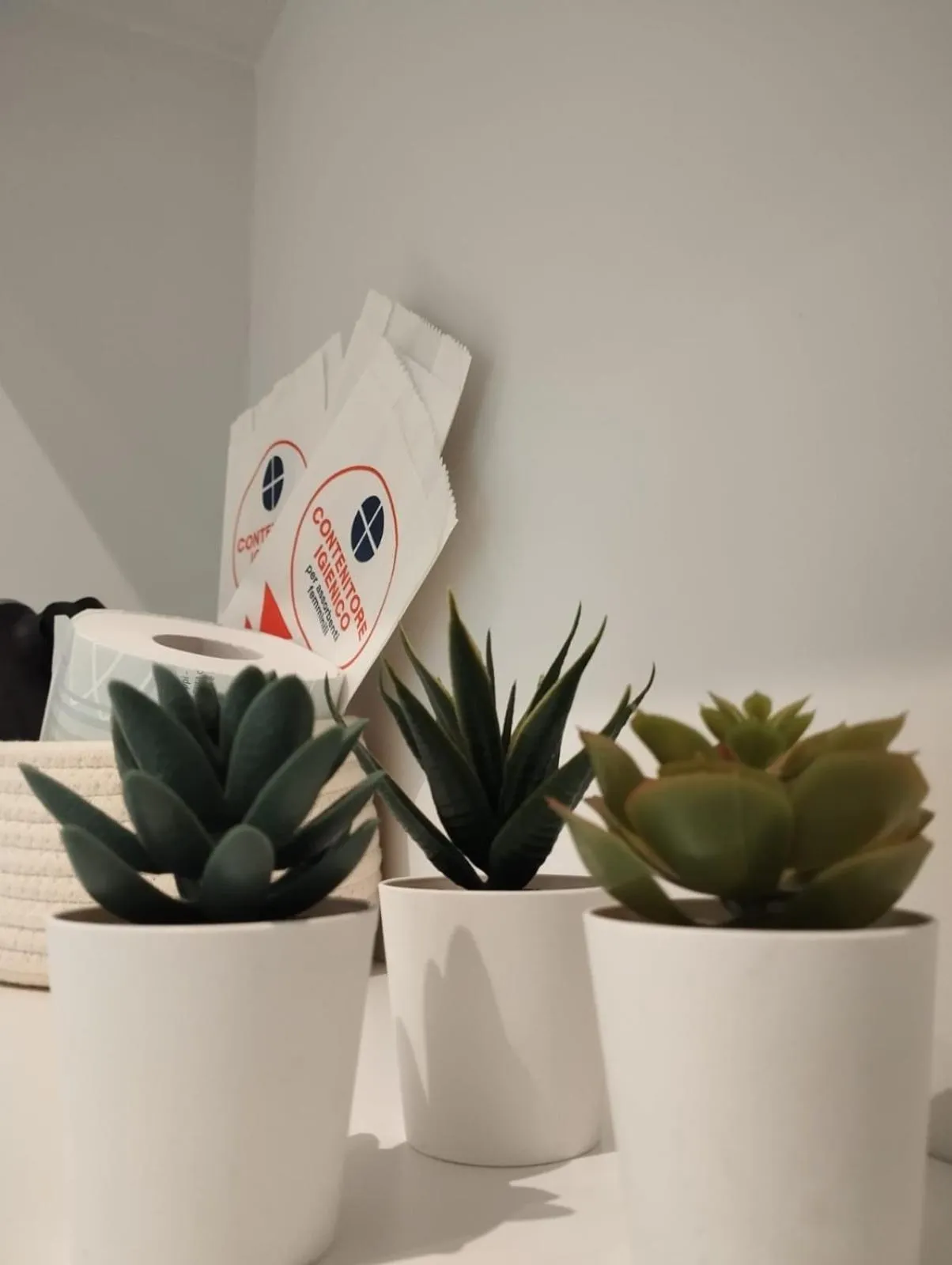 Bathroom in 111 ColaDiRienzo Rooms - by AD Roma