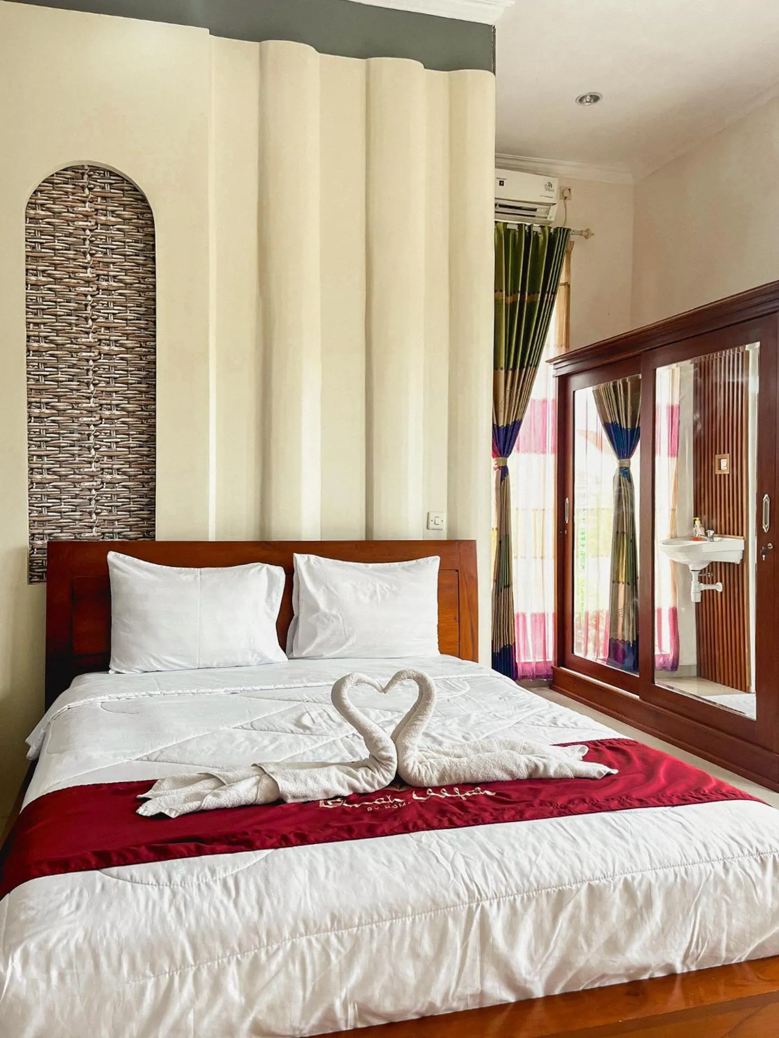 Bed in Omah Ulfah Homestay