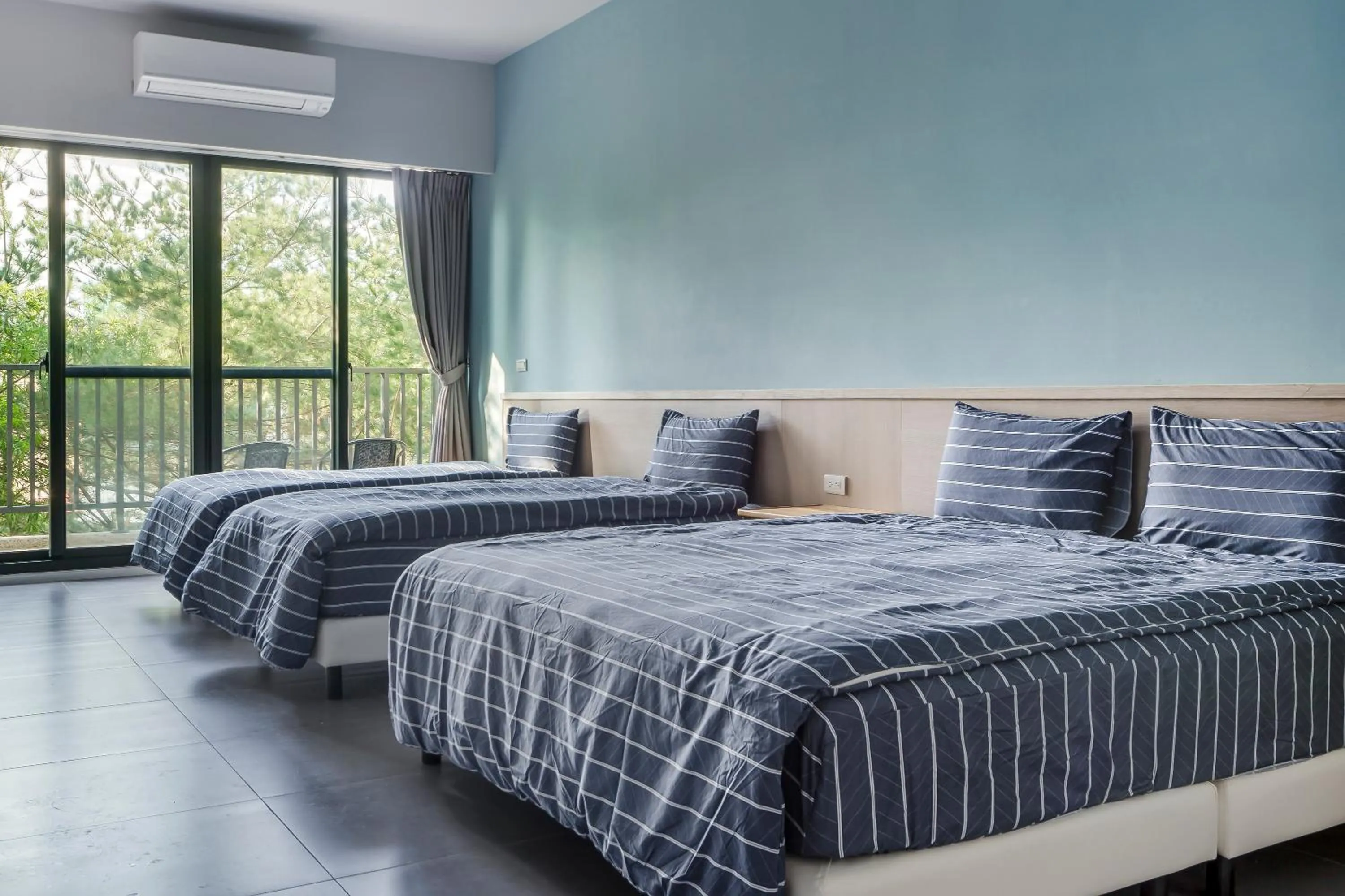 Bed in Hills Velleys