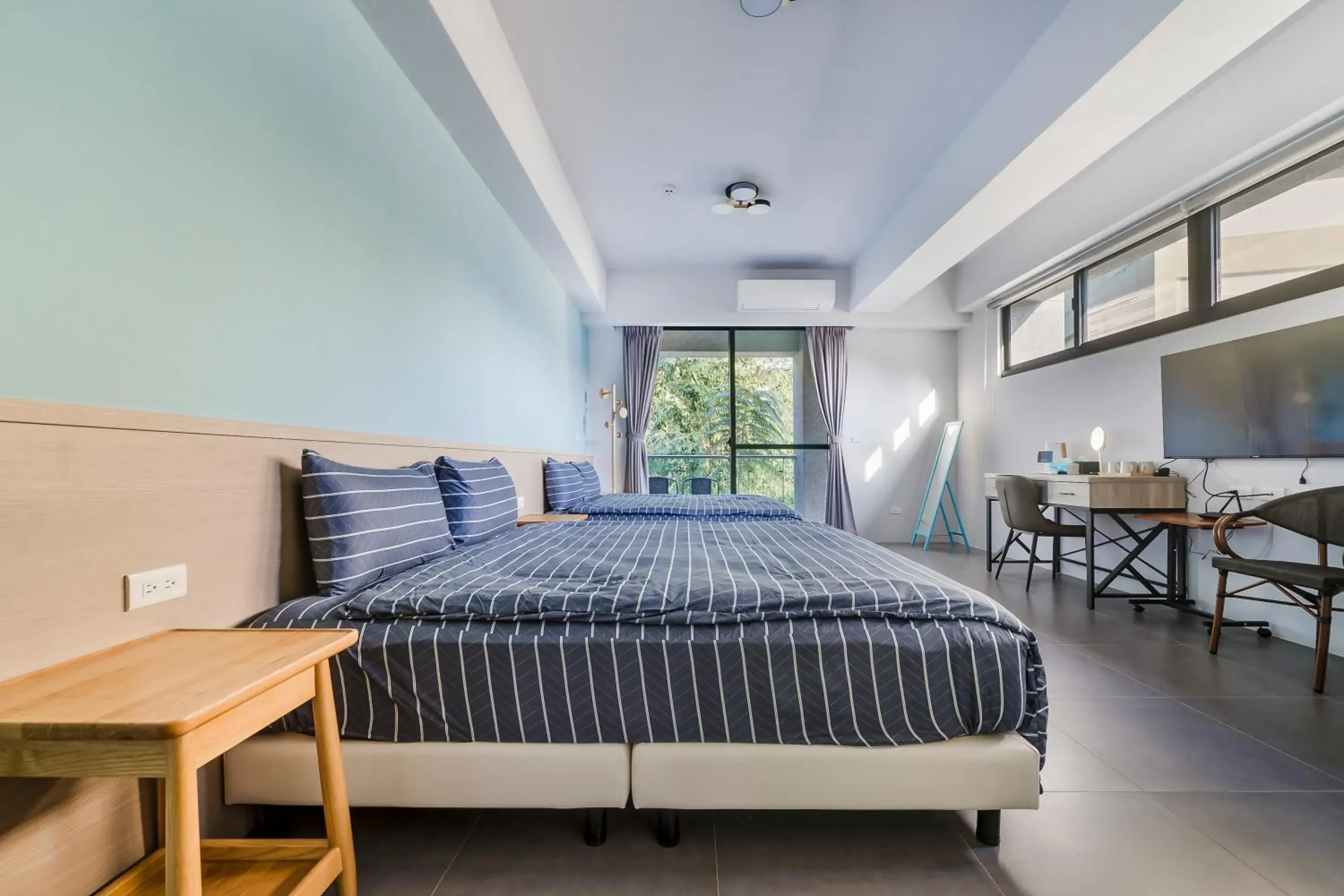 Quadruple Room with Mountain View in Hills Velleys Quadruple Room with Mountain View in Hills Velleys