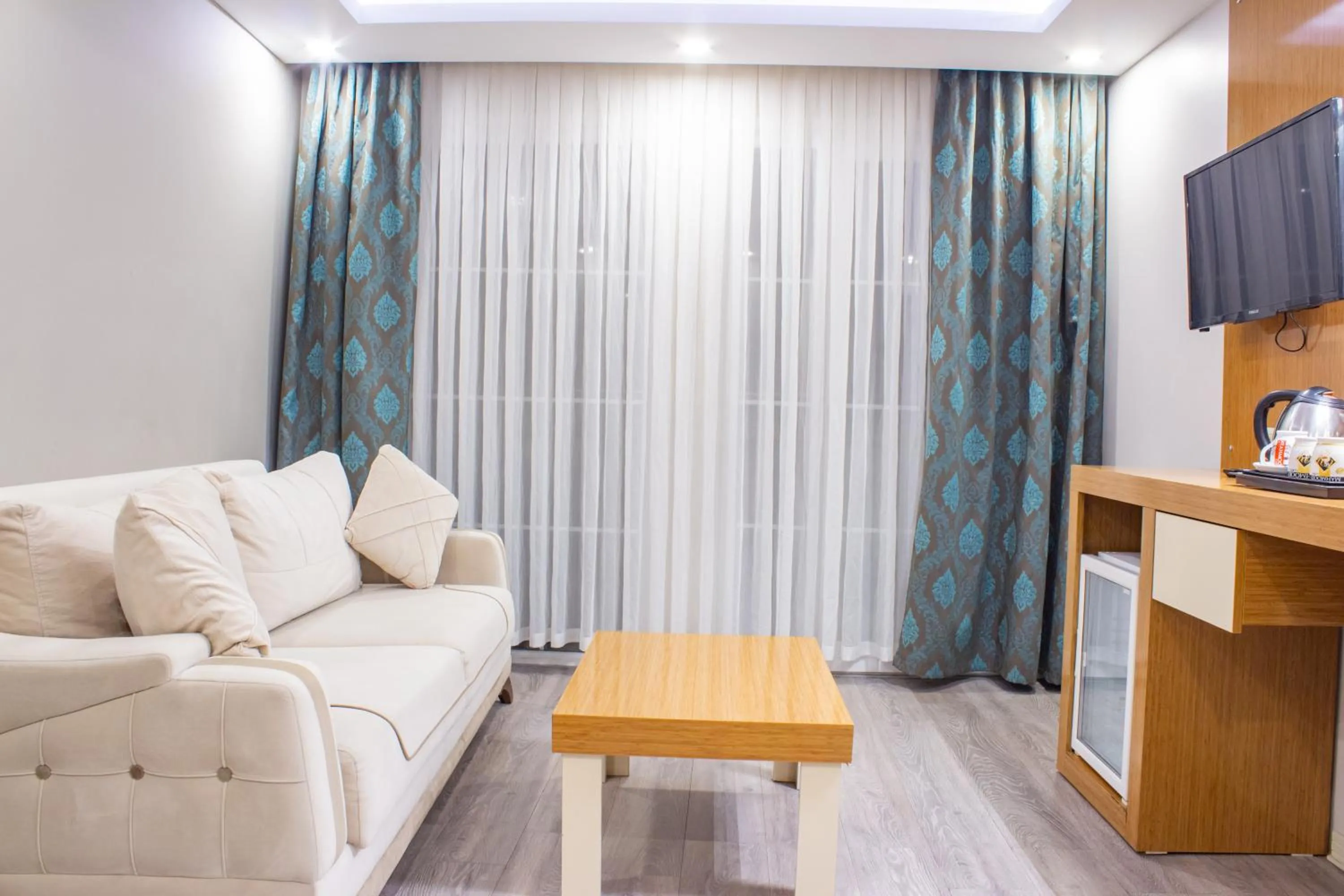 TV and multimedia in Sumela Park Hotel