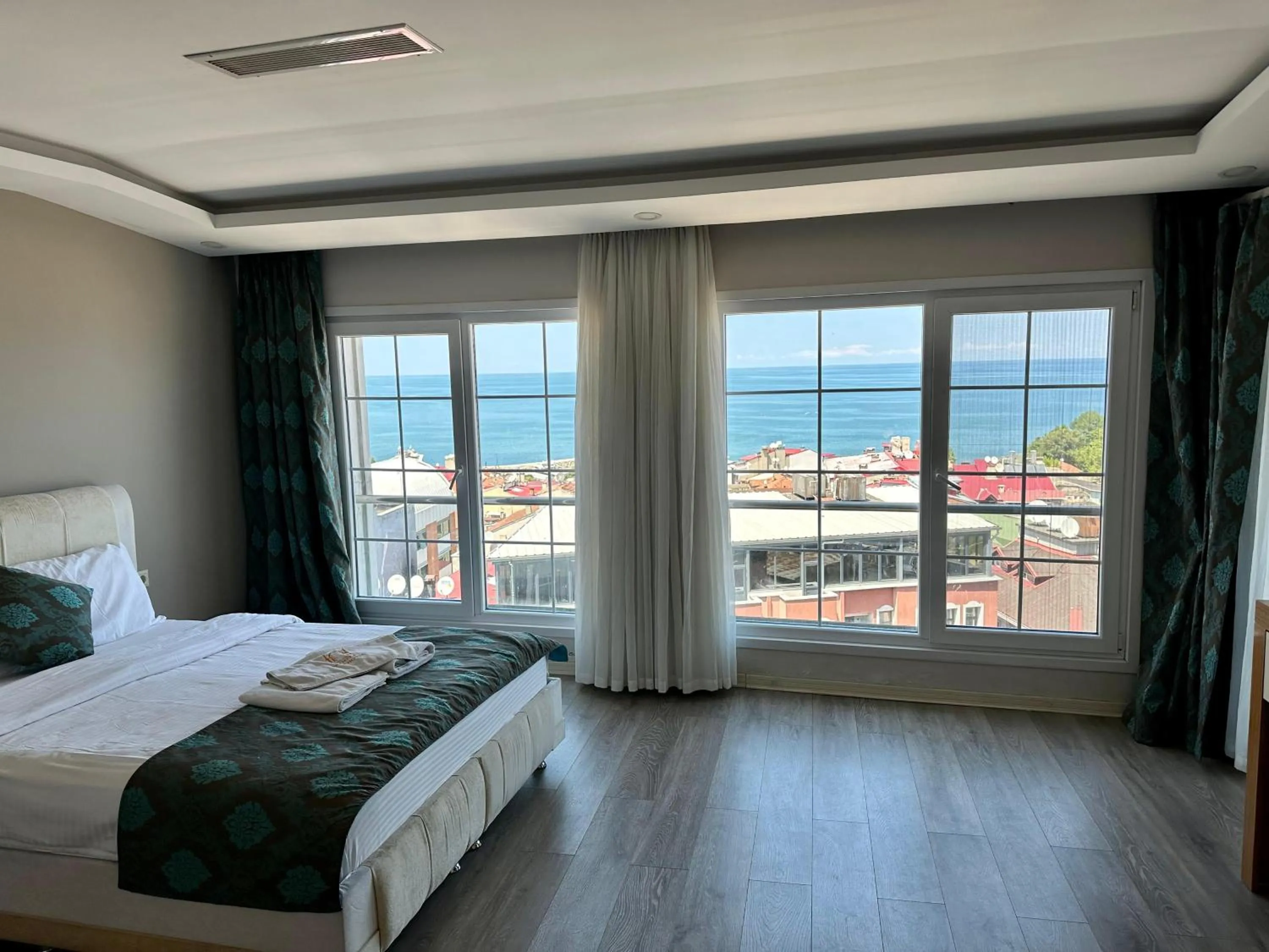 Bed in Sumela Park Hotel