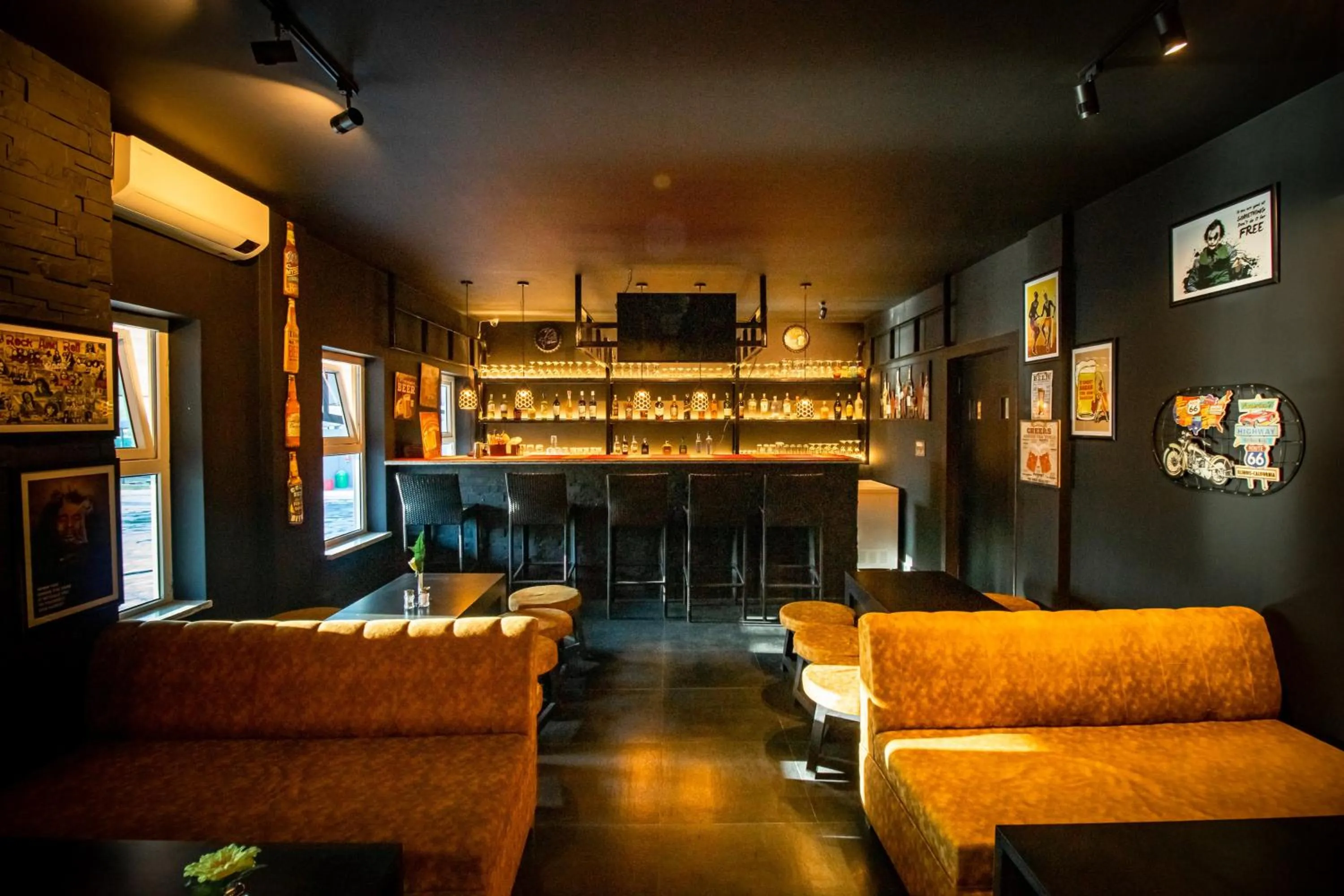 Restaurant/places to eat in Landmark Bhairahawa