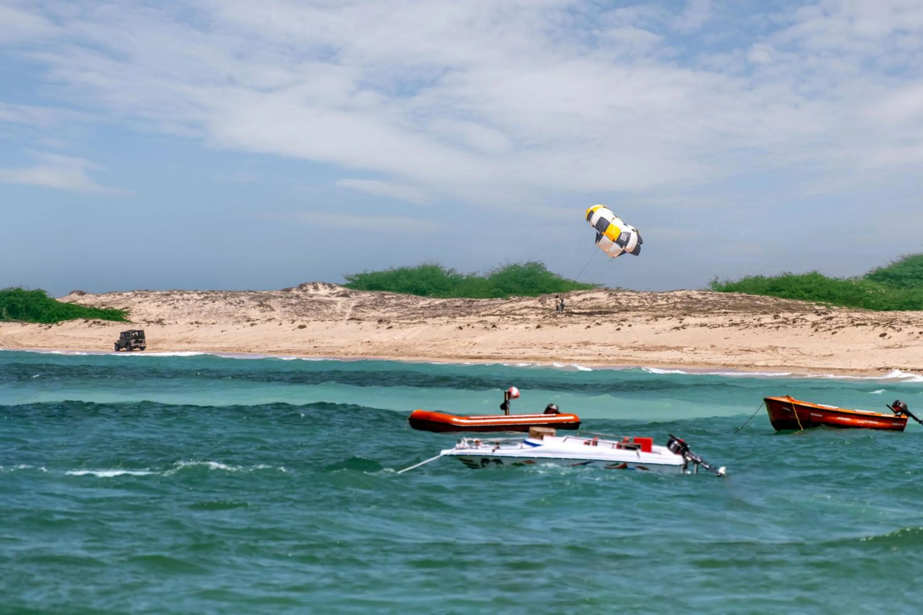 Beach in Dwarkadhish Lords Eco Inn