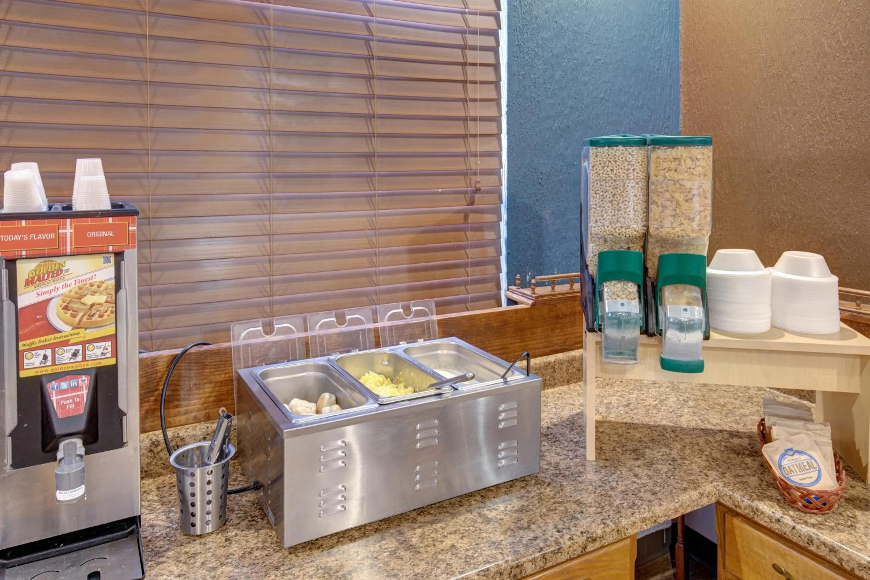 American breakfast in Ramada by Wyndham Branson Theatre District