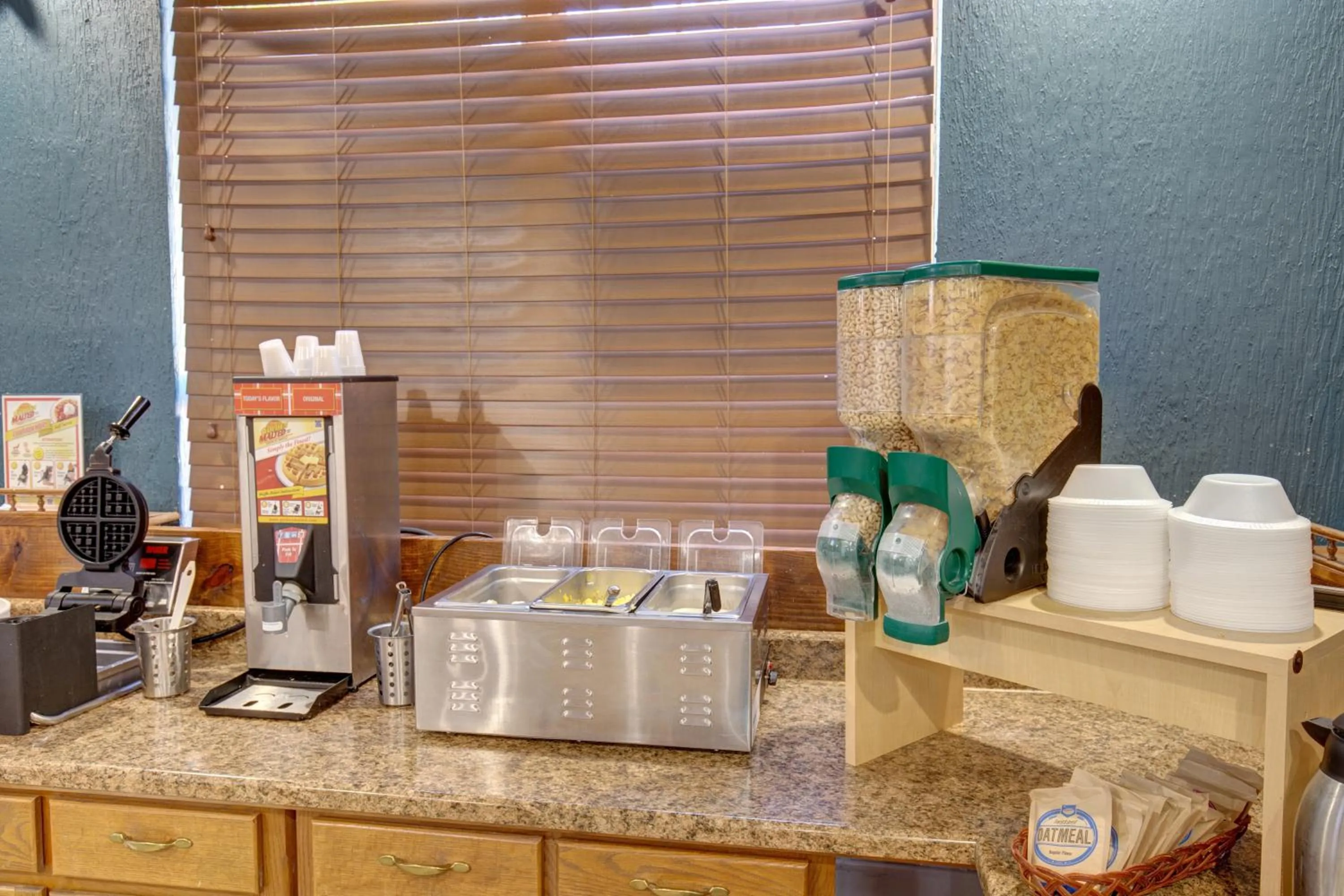 American breakfast in Ramada by Wyndham Branson Theatre District