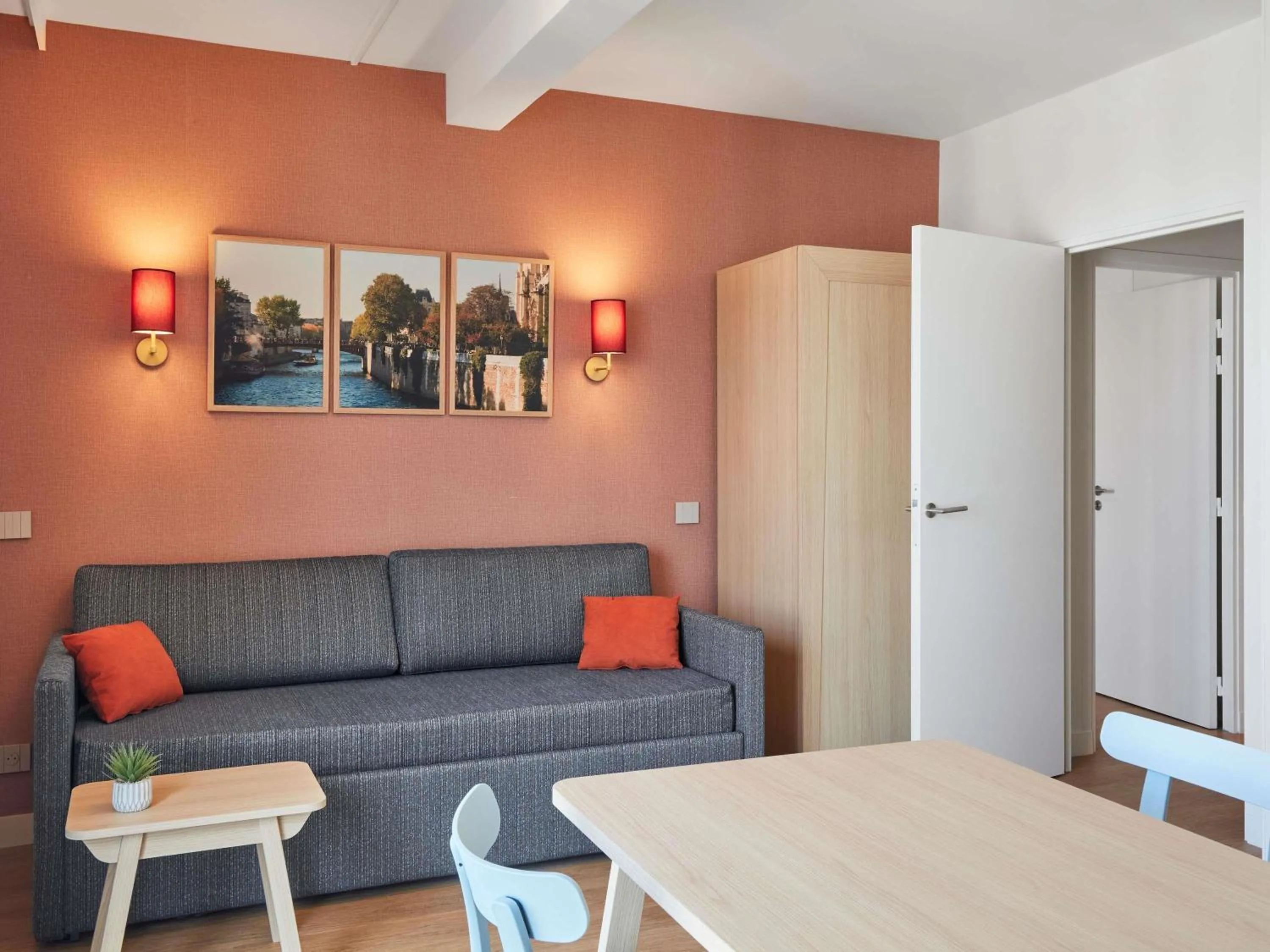 Bedroom in Aparthotel Adagio Paris Boulogne