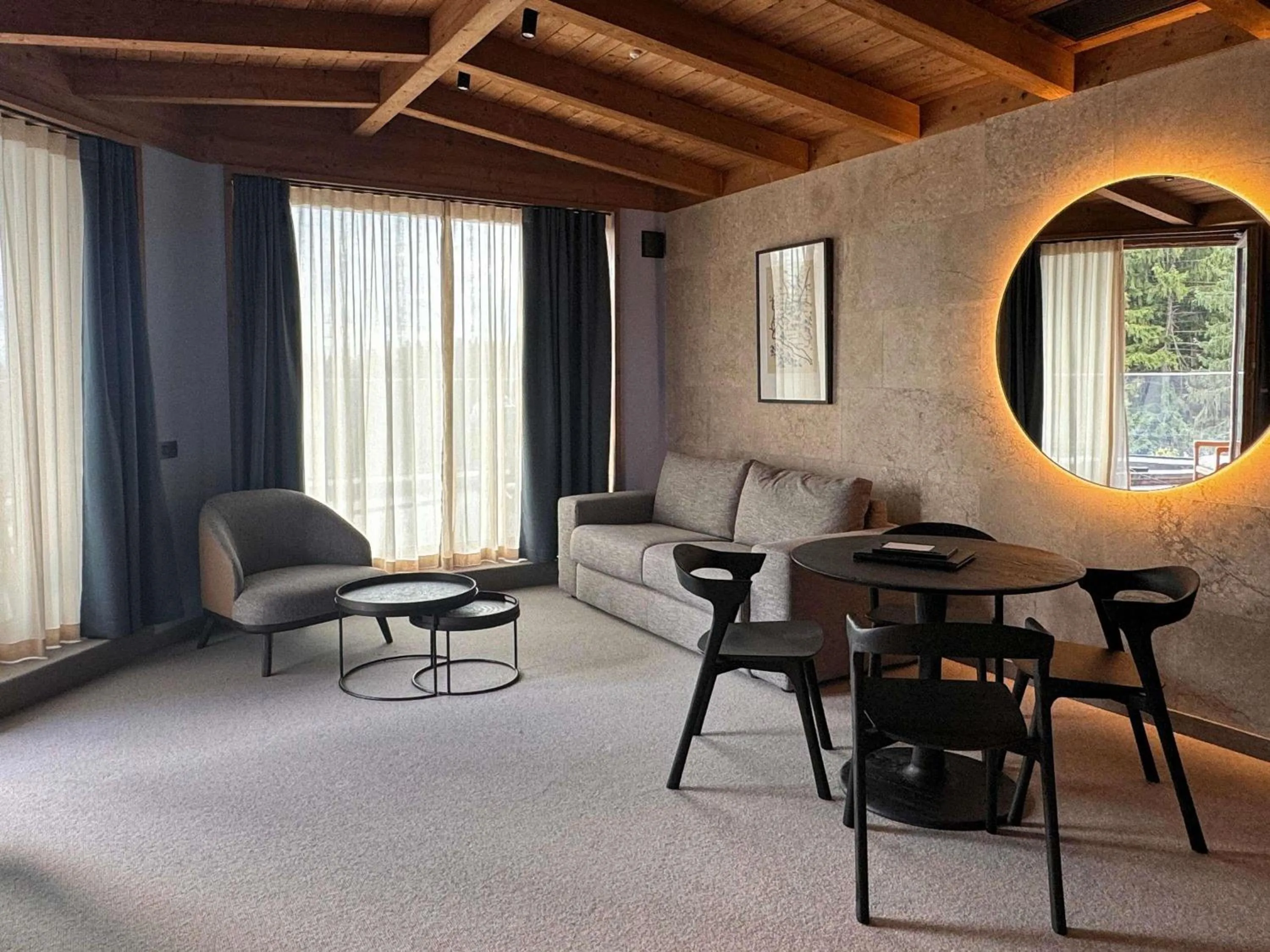 Bedroom in Swissôtel Poiana Brasov