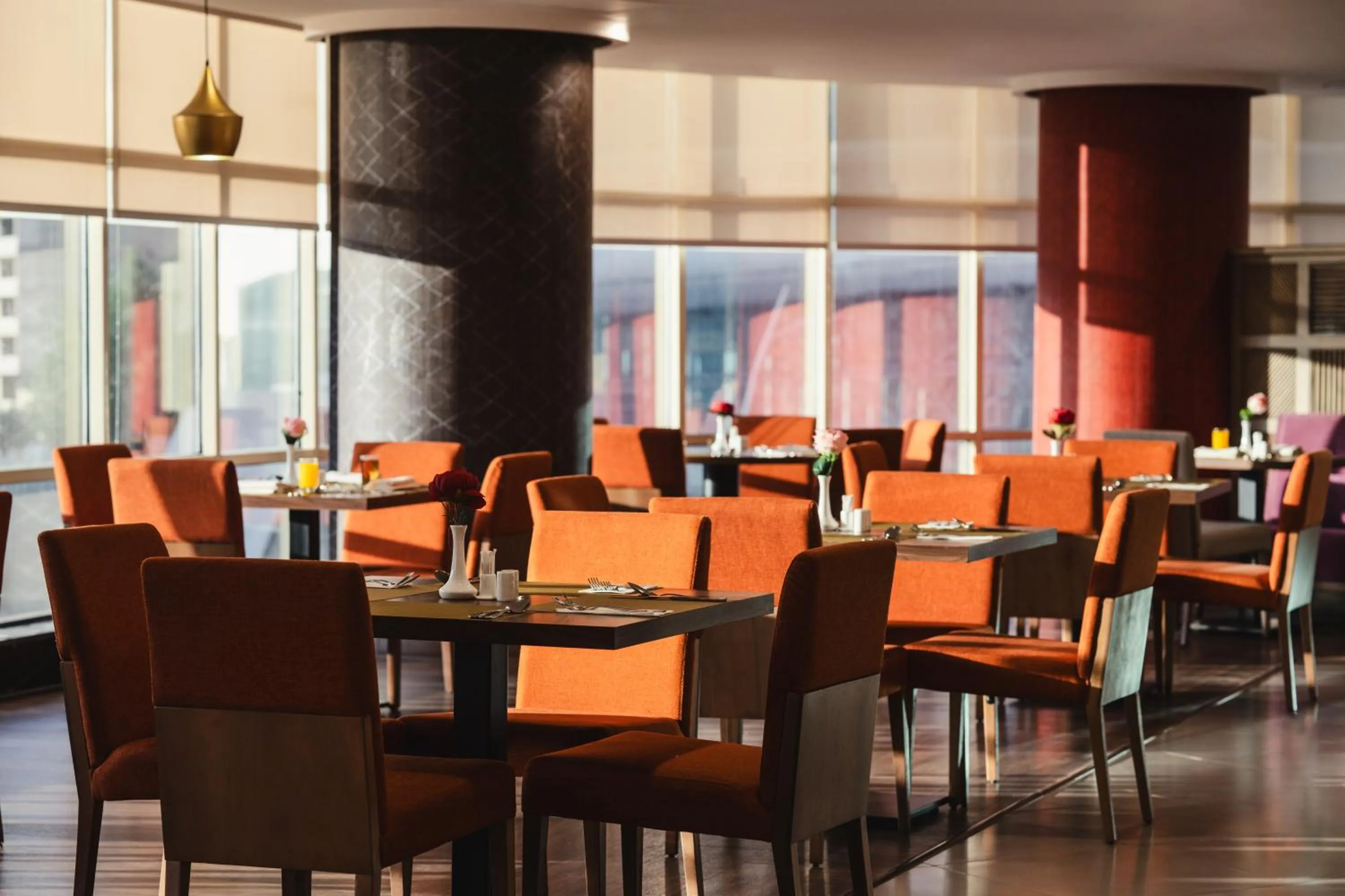 Restaurant/places to eat in Mercure Makkah Aziziah
