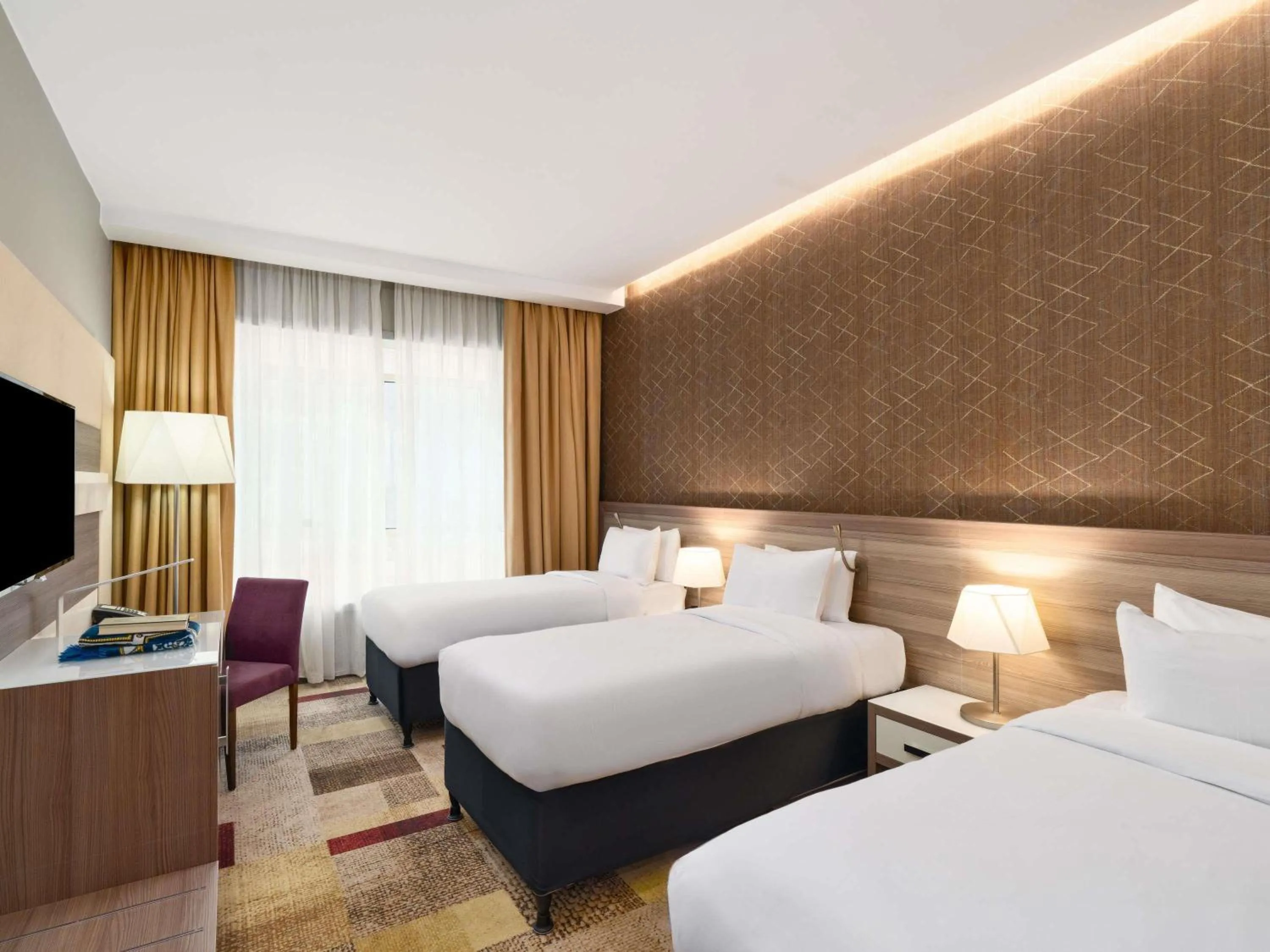 Bedroom, Bed in Mercure Makkah Aziziah