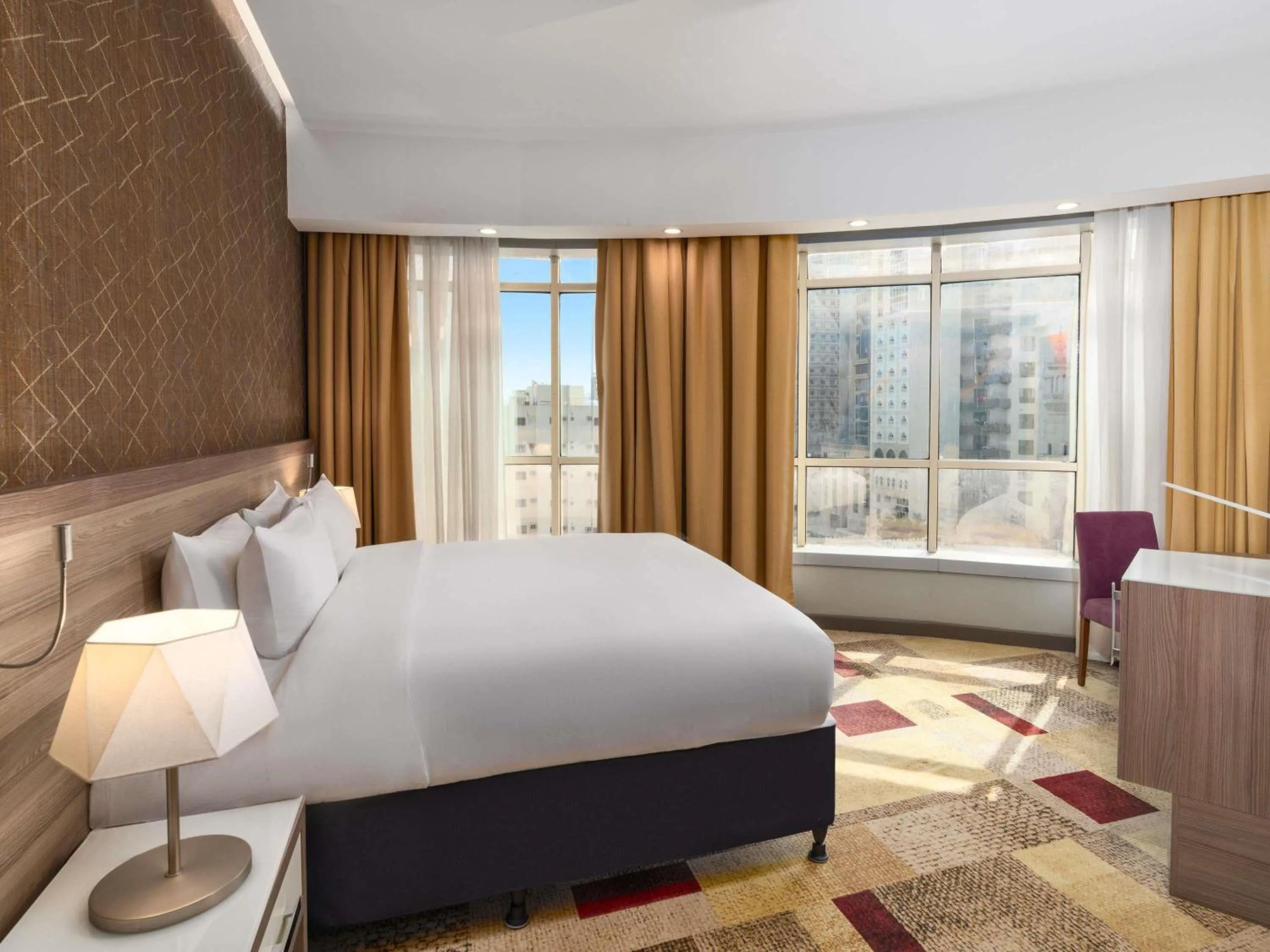 Property building, Bed in Mercure Makkah Aziziah