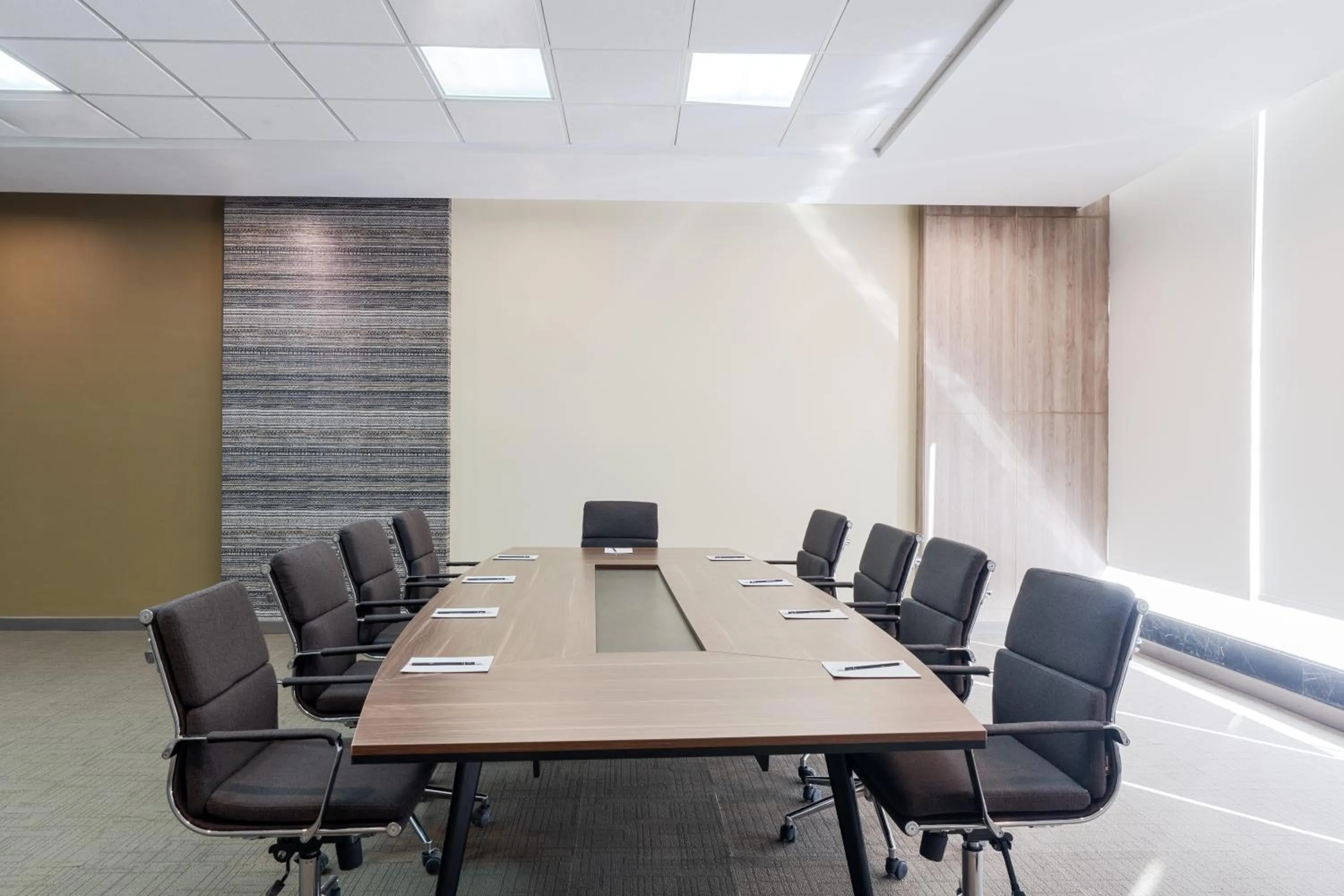Meeting/conference room in Mercure Makkah Aziziah