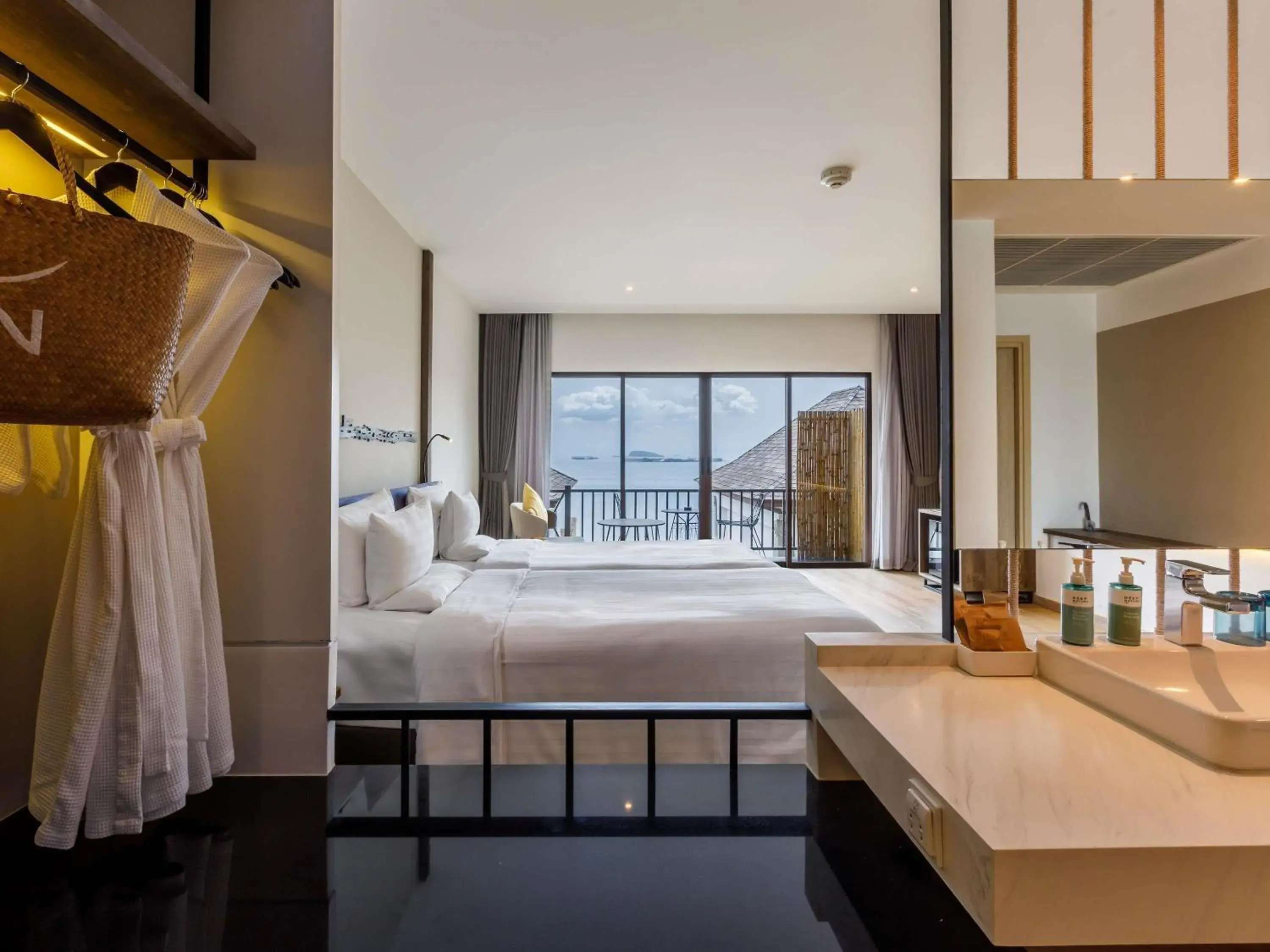 Koh Si Chang Seaview Premier Villa - 2 Single Beds in Novotel Koh Si Chang Koh Si Chang Seaview Premier Villa - 2 Single Beds in Novotel Koh Si Chang