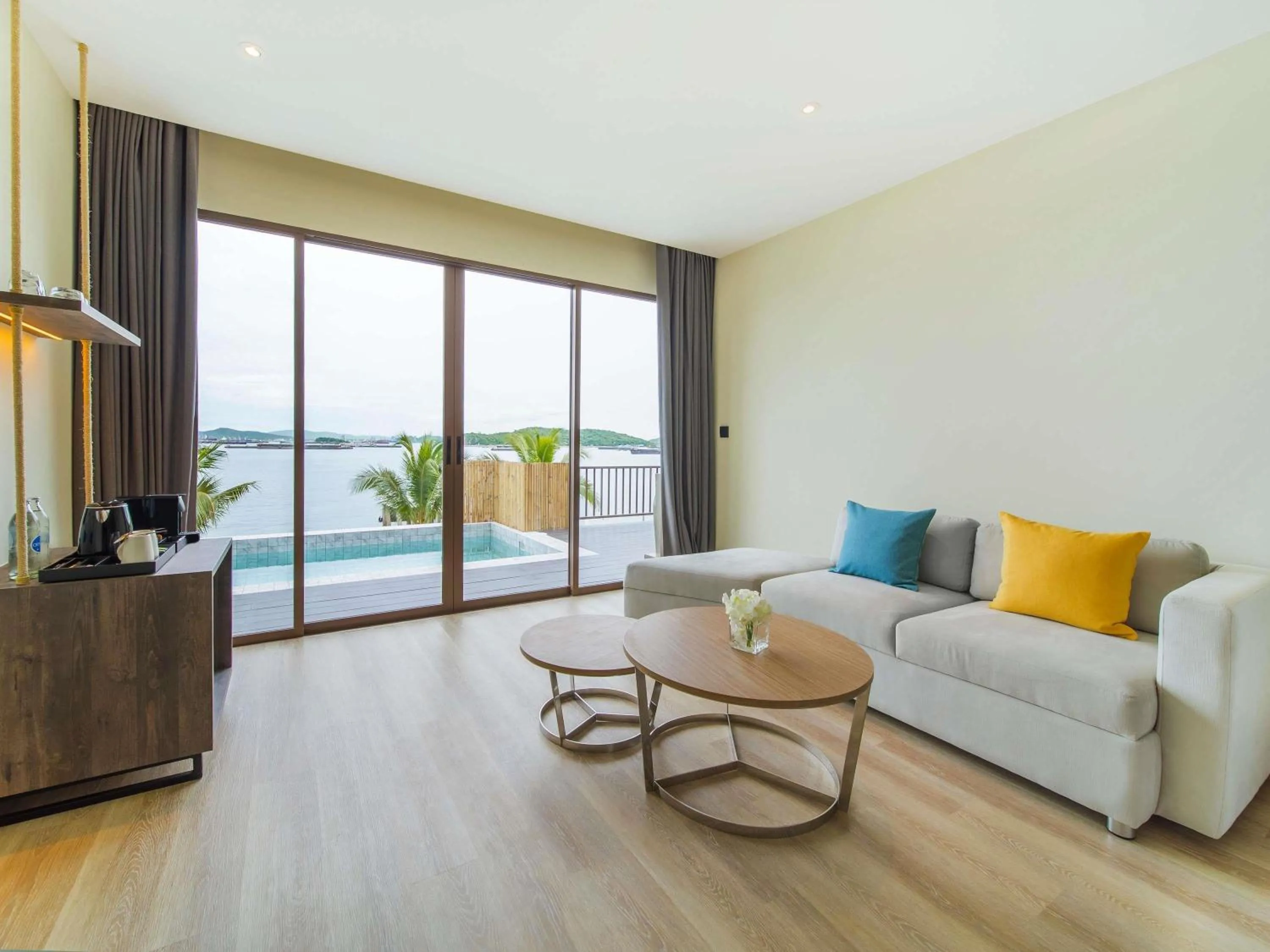 Bedroom in Novotel Koh Si Chang