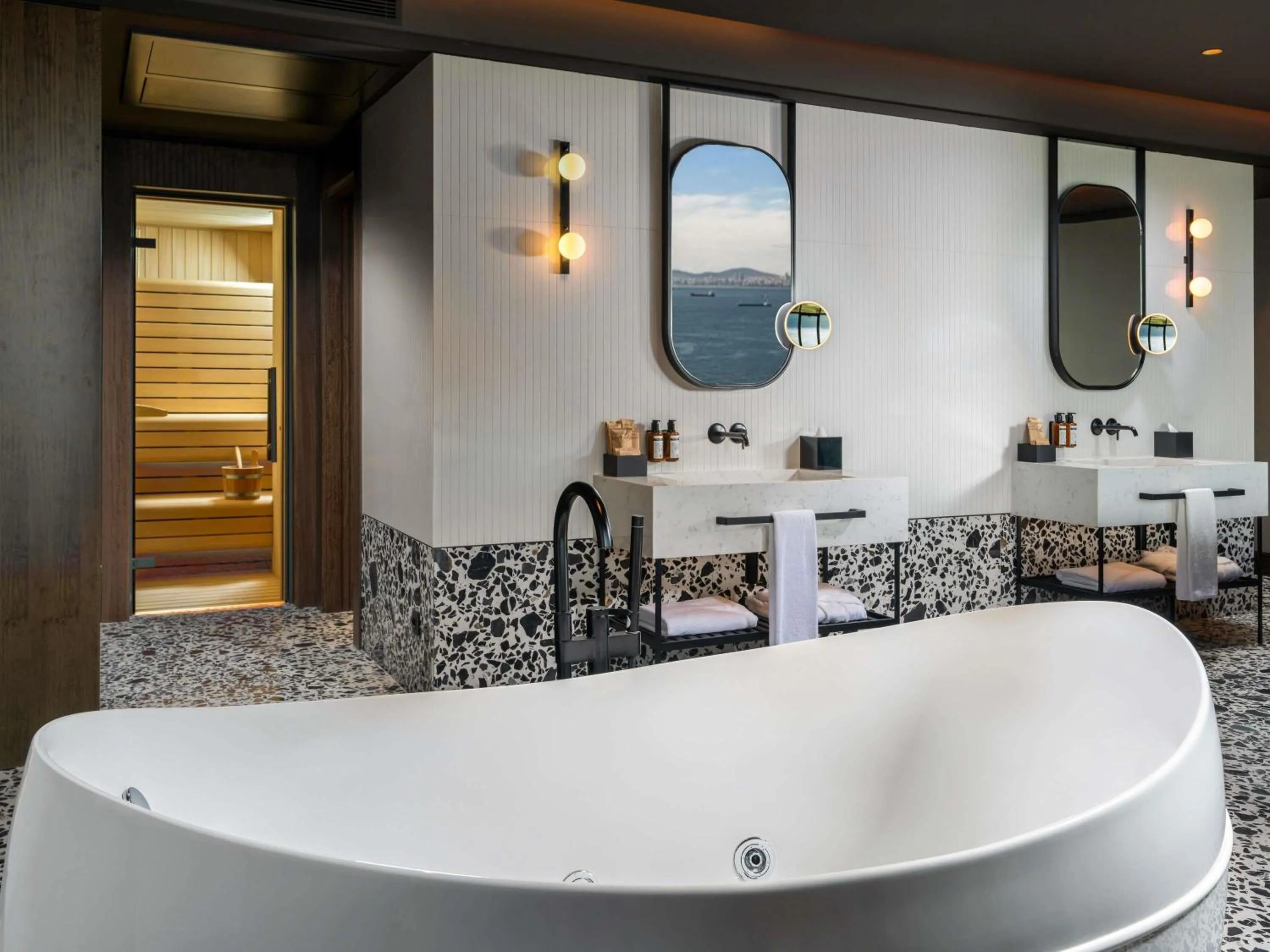 Bedroom in Mövenpick Hotel Istanbul Marmara Sea